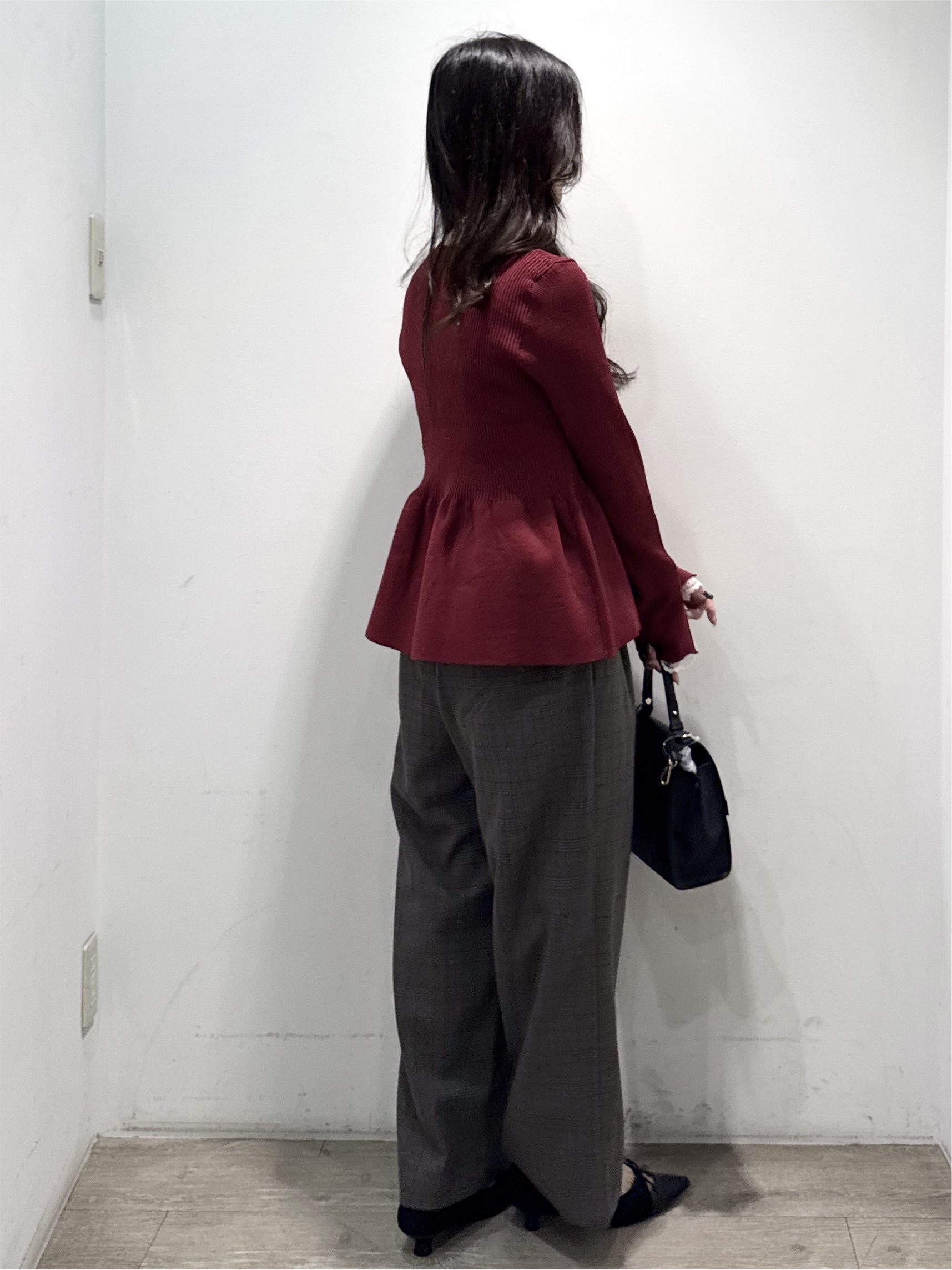 yuicciさんの「OPAQUE.CLIP｜【上品見えの袖レース】ペプラム カーディガン」を使ったコーディネート