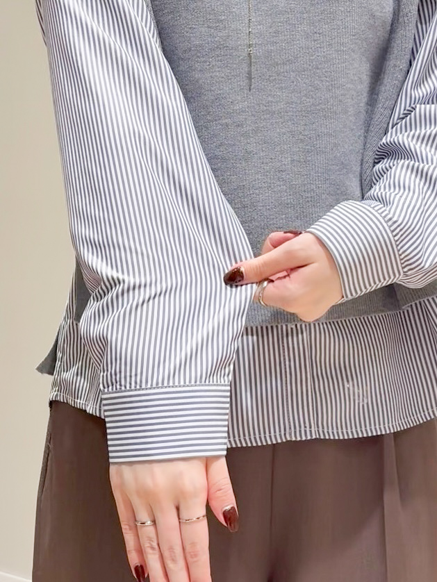 Mayuさんの「grove｜【2点セット/時短・着回し】ニットベスト&times;シャツ」を使ったコーディネート