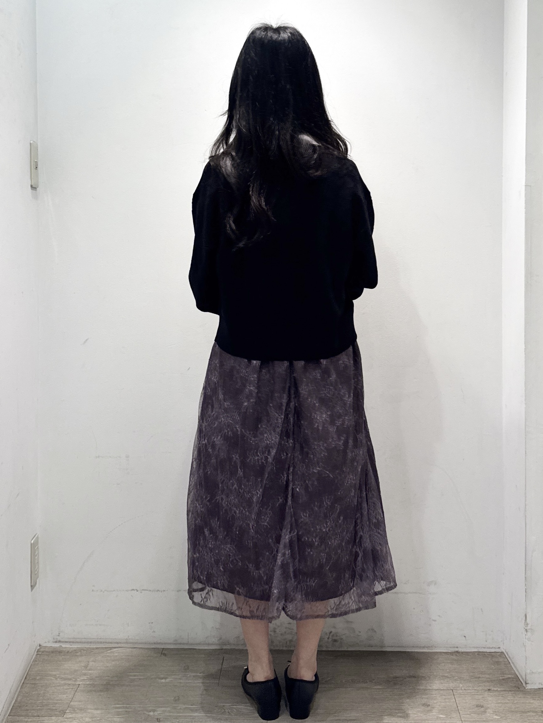 yuicciさんの「OPAQUE.CLIP｜【８色展開】柄アソートシアーカーディガン《洗濯機OK》」を使ったコーディネート