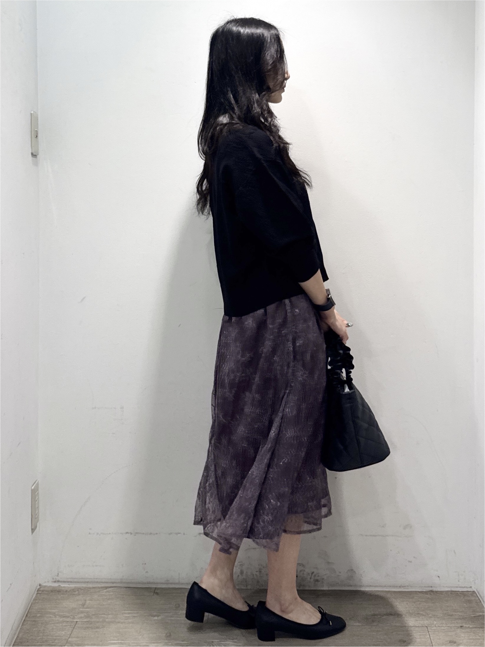 yuicciさんの「OPAQUE.CLIP｜【８色展開】柄アソートシアーカーディガン《洗濯機OK》」を使ったコーディネート