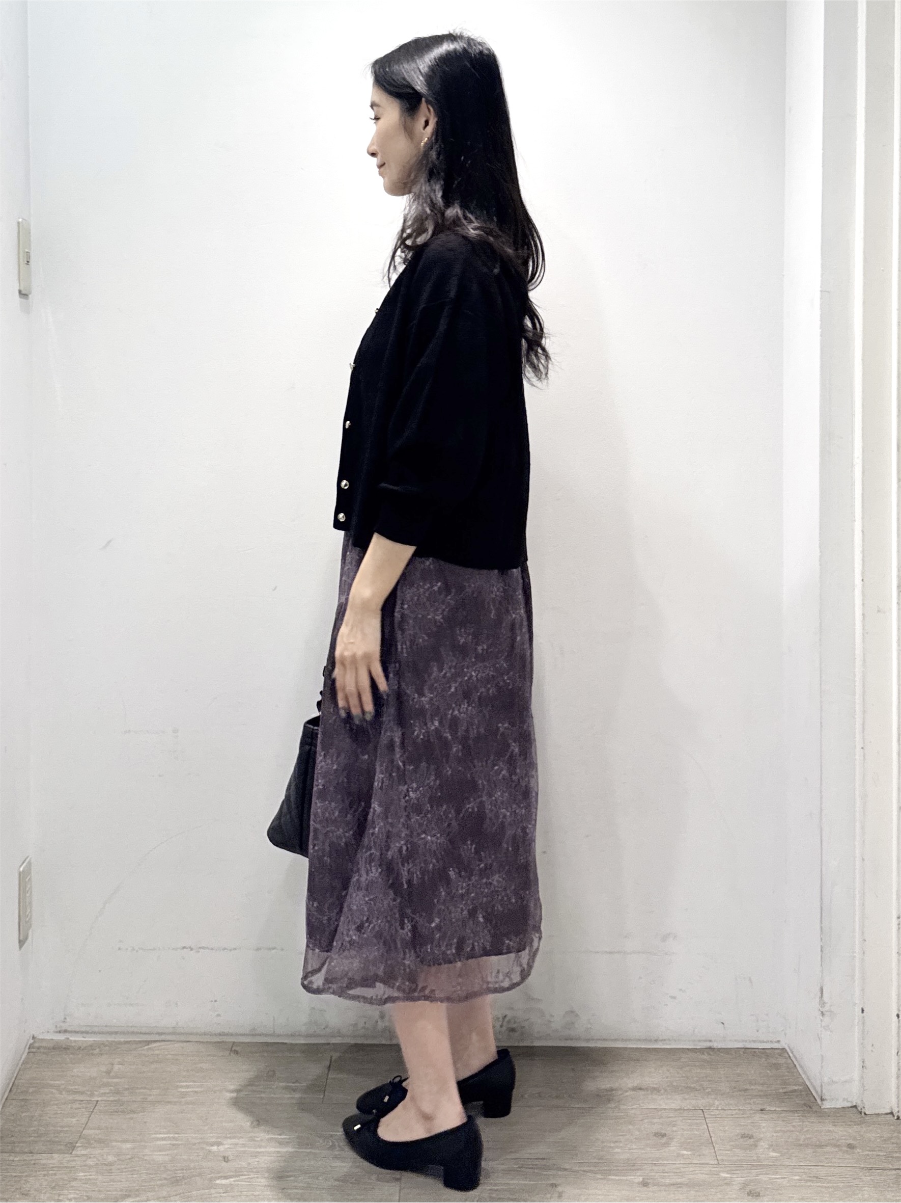 yuicciさんの「OPAQUE.CLIP｜【８色展開】柄アソートシアーカーディガン《洗濯機OK》」を使ったコーディネート