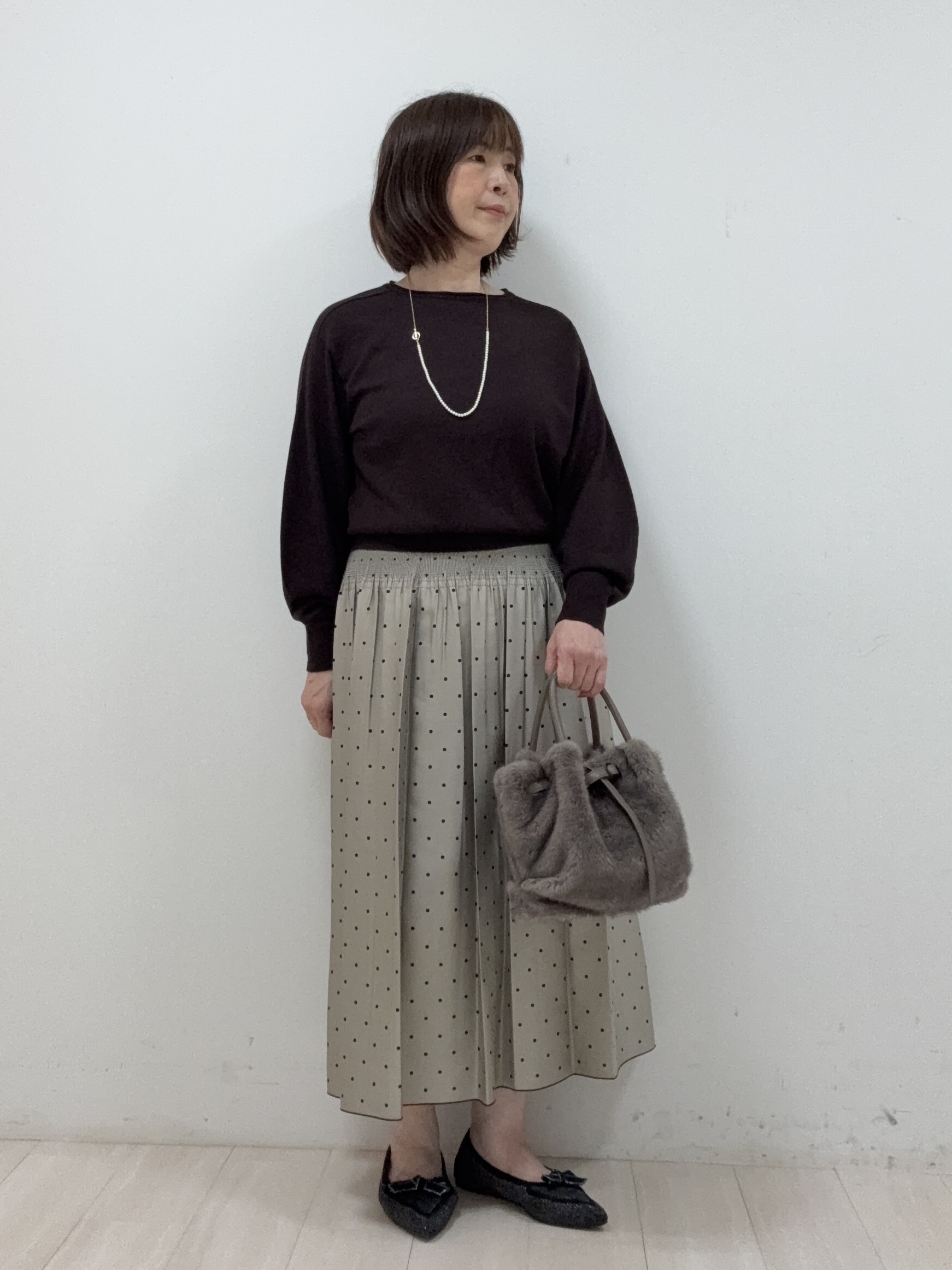 まつさんの「UNTITLED｜【大人の抜け感/8色展開】ボリュームスリーブニットプルオーバー」を使ったコーディネート