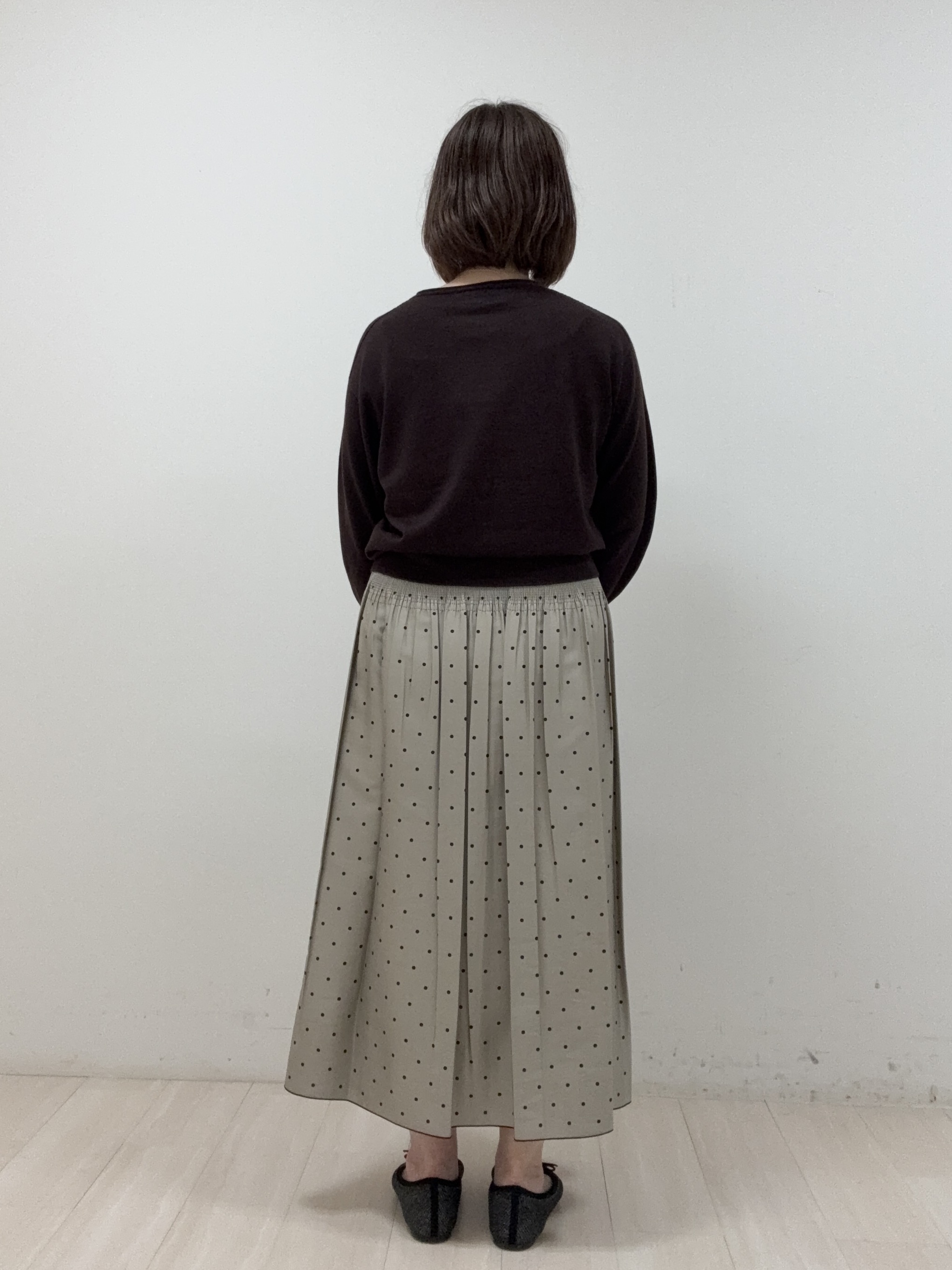 まつさんの「UNTITLED｜【大人の抜け感/8色展開】ボリュームスリーブニットプルオーバー」を使ったコーディネート