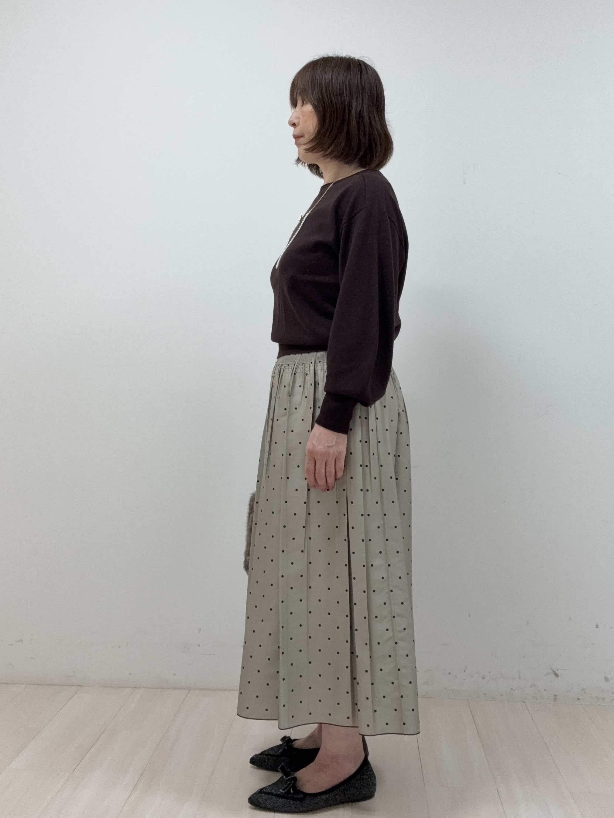 まつさんの「UNTITLED｜【大人の抜け感/8色展開】ボリュームスリーブニットプルオーバー」を使ったコーディネート