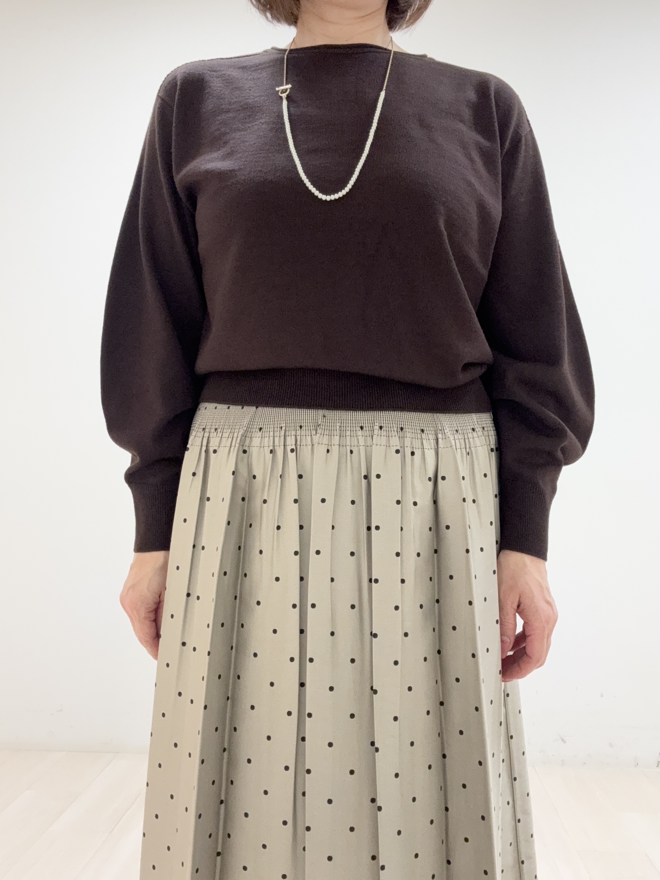まつさんの「UNTITLED｜【大人の抜け感/8色展開】ボリュームスリーブニットプルオーバー」を使ったコーディネート