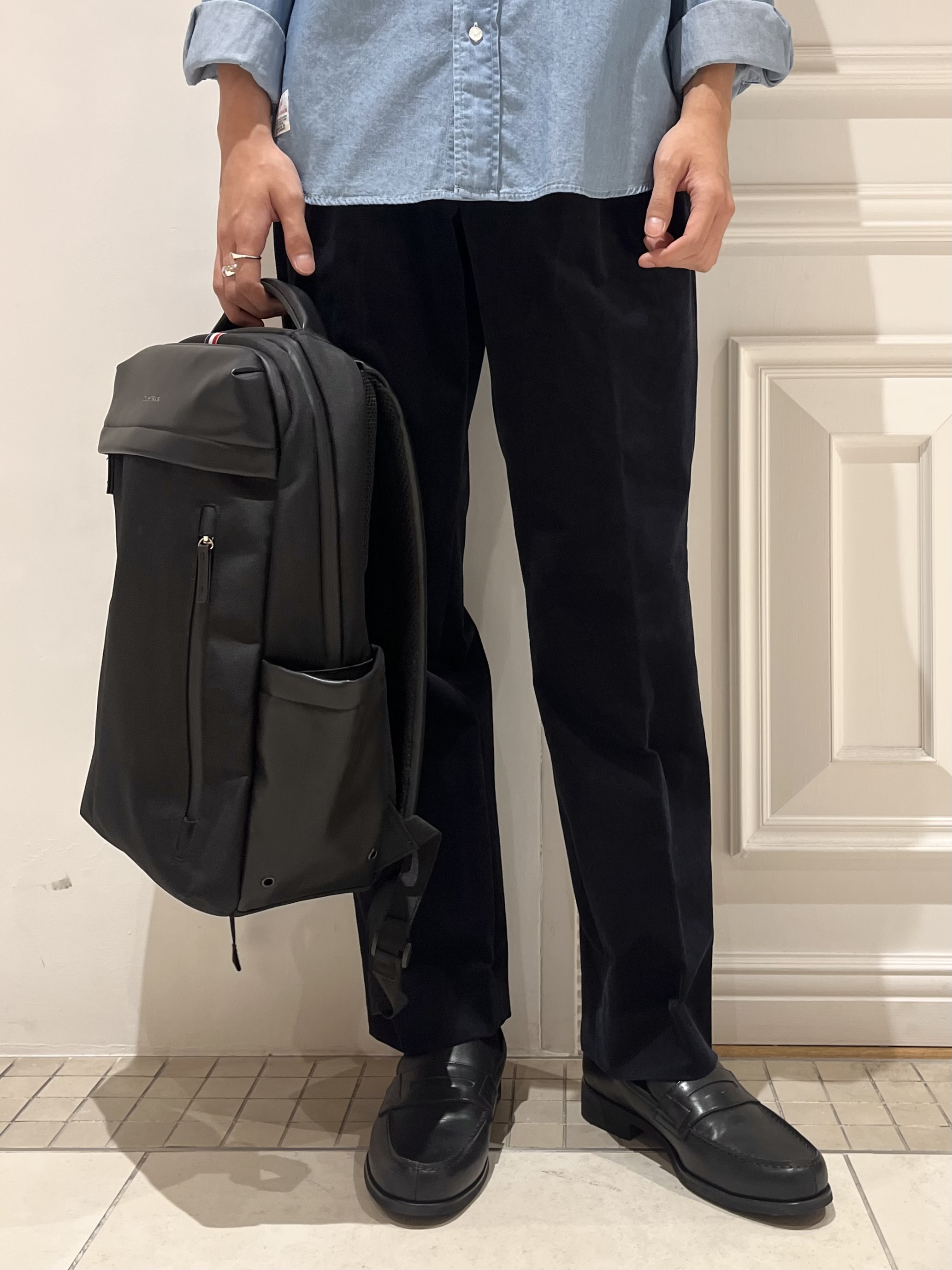 Watanabeさんの「DRESSTERIOR｜ユーズドデニムシャツ」を使ったコーディネート