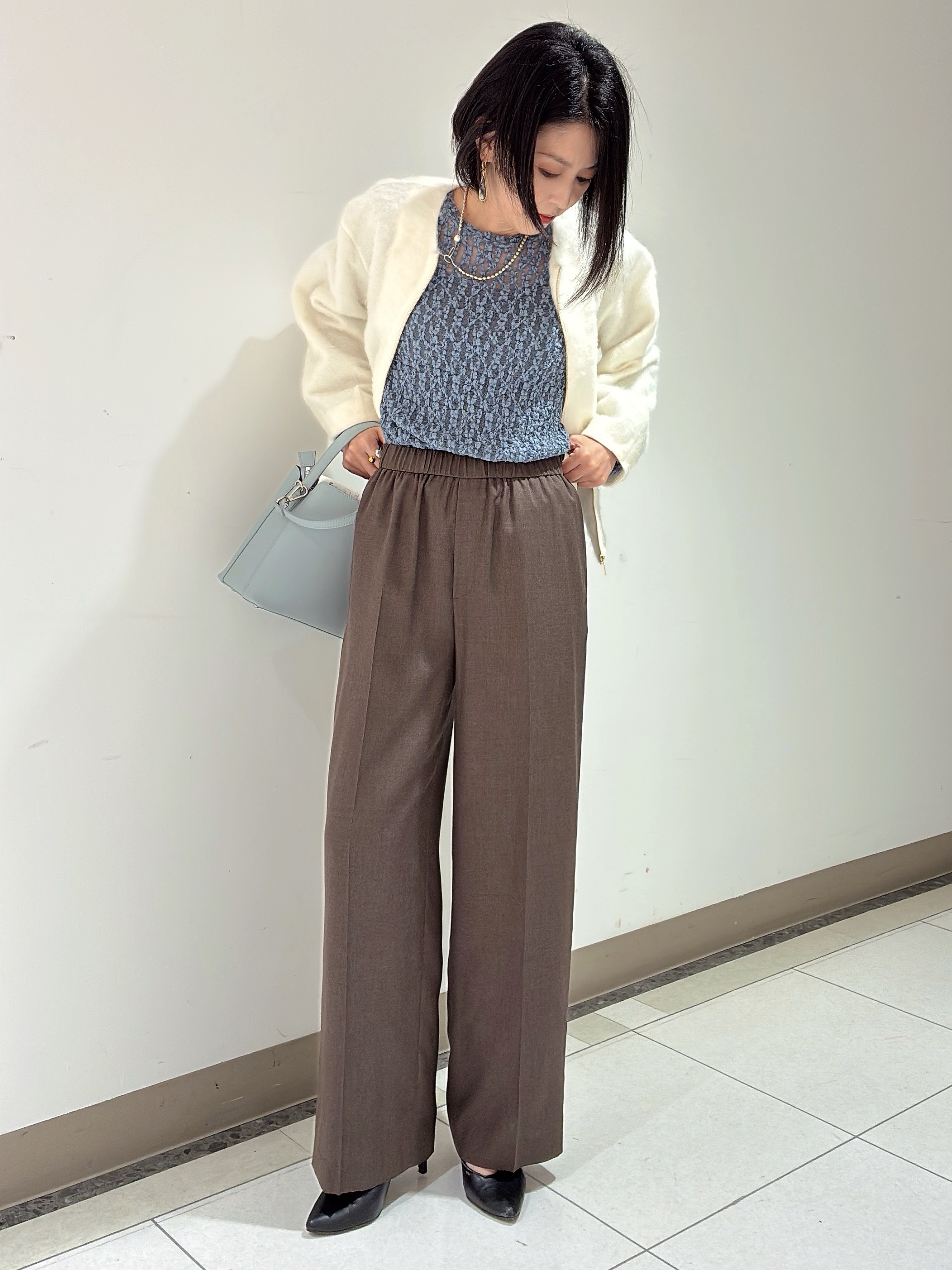 環さんの「UNTITLED｜【軽アウター/秋羽織り】シャギージップカーデ」を使ったコーディネート