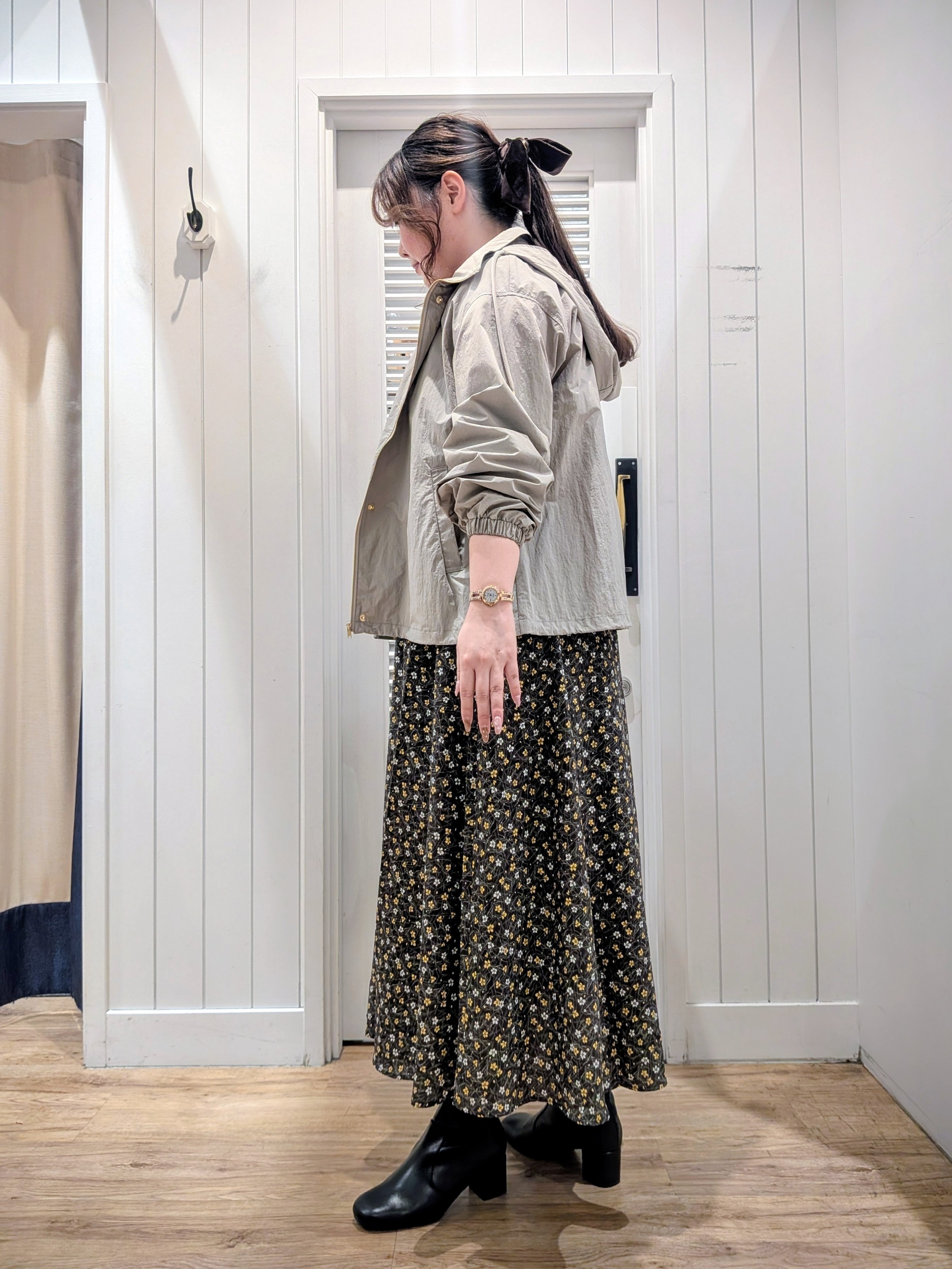 ayakaさんの「Dessin｜【洗える/体型カバー】シャーリングブラウス」を使ったコーディネート