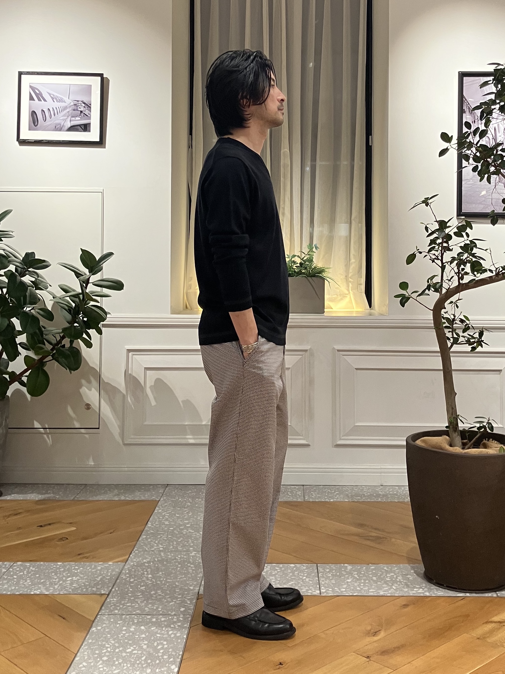 junyaさんの「DRESSTERIOR｜【ウォッシャブル】ファインメリノVネックニット」を使ったコーディネート