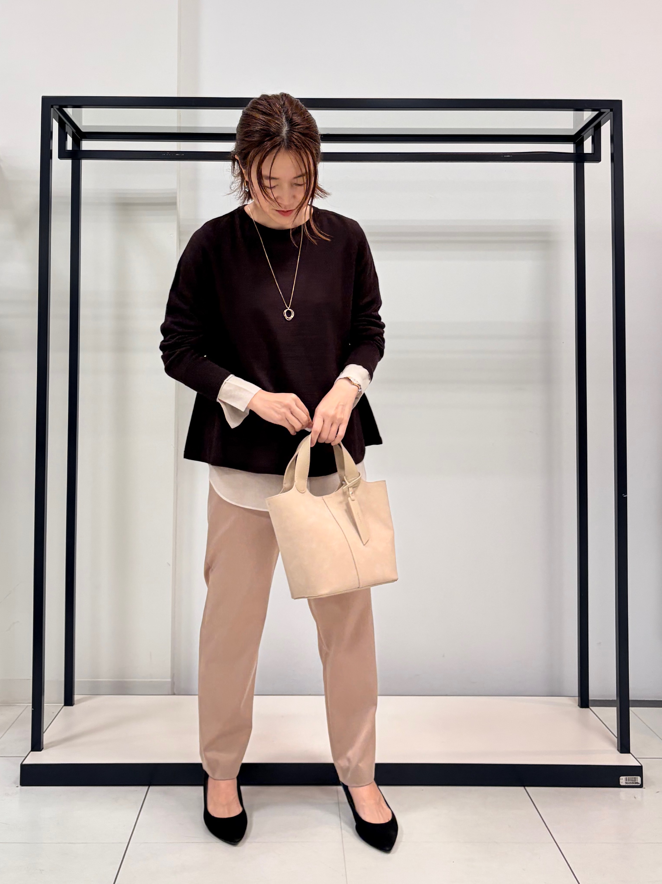 Mikiさんの「UNTITLED｜【きれいに体型カバー/8色展開】Aラインシルエットニットプルオーバー」を使ったコーディネート