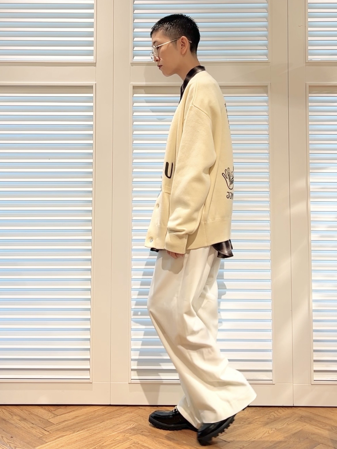 OCHIAIさんの「DRESSTERIOR｜【ウォッシャブル】ビエラオンブレチェックシャツ」を使ったコーディネート