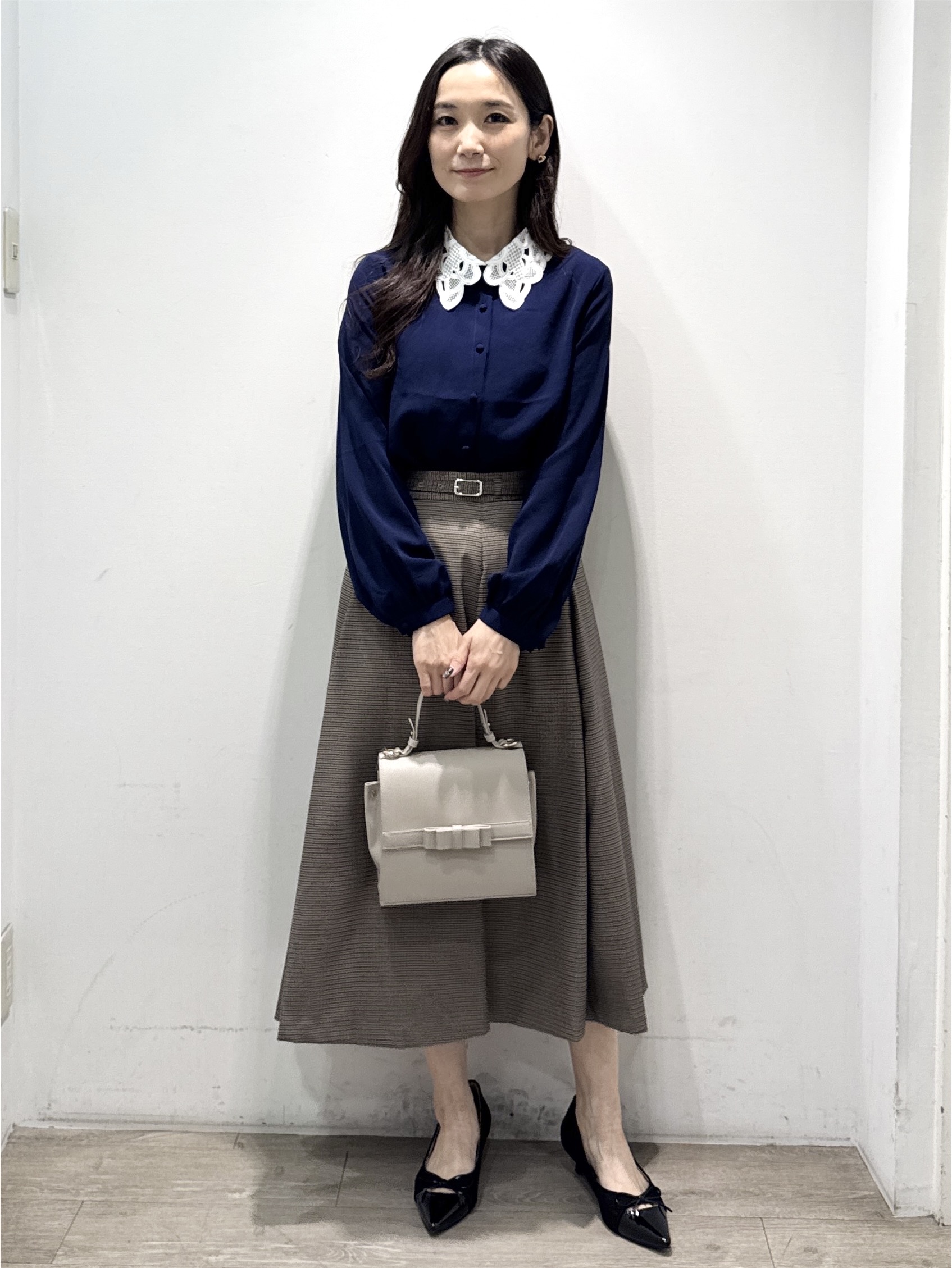 yuicciさんの「OPAQUE.CLIP｜【お顔まわり彩る】レース衿ジョーゼットブラウス」を使ったコーディネート