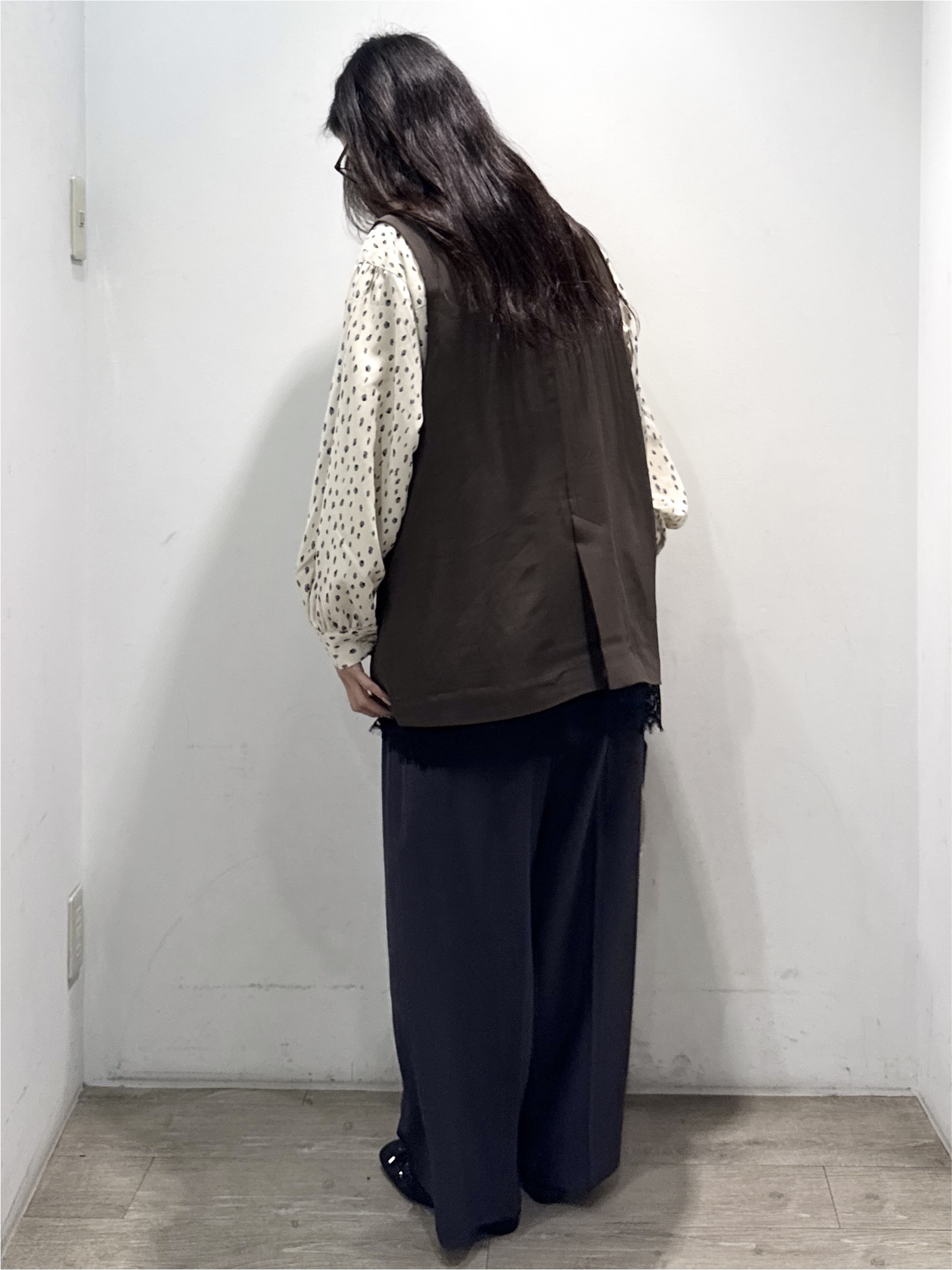 yuicciさんの「OPAQUE.CLIP｜レオパード柄プリント スキッパーブラウス【洗濯機OK】」を使ったコーディネート