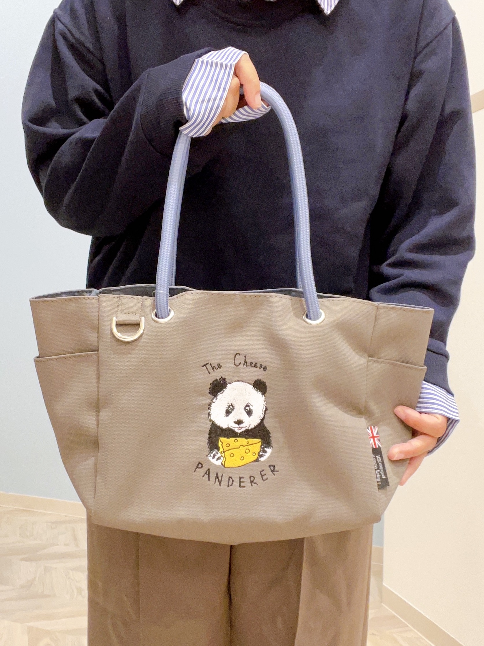 kitaさんの「SHOO･LA･RUE｜【S-LL/洗濯機可】一枚でレイヤード感が完成する シャツドッキング裏毛トップス」を使ったコーディネート