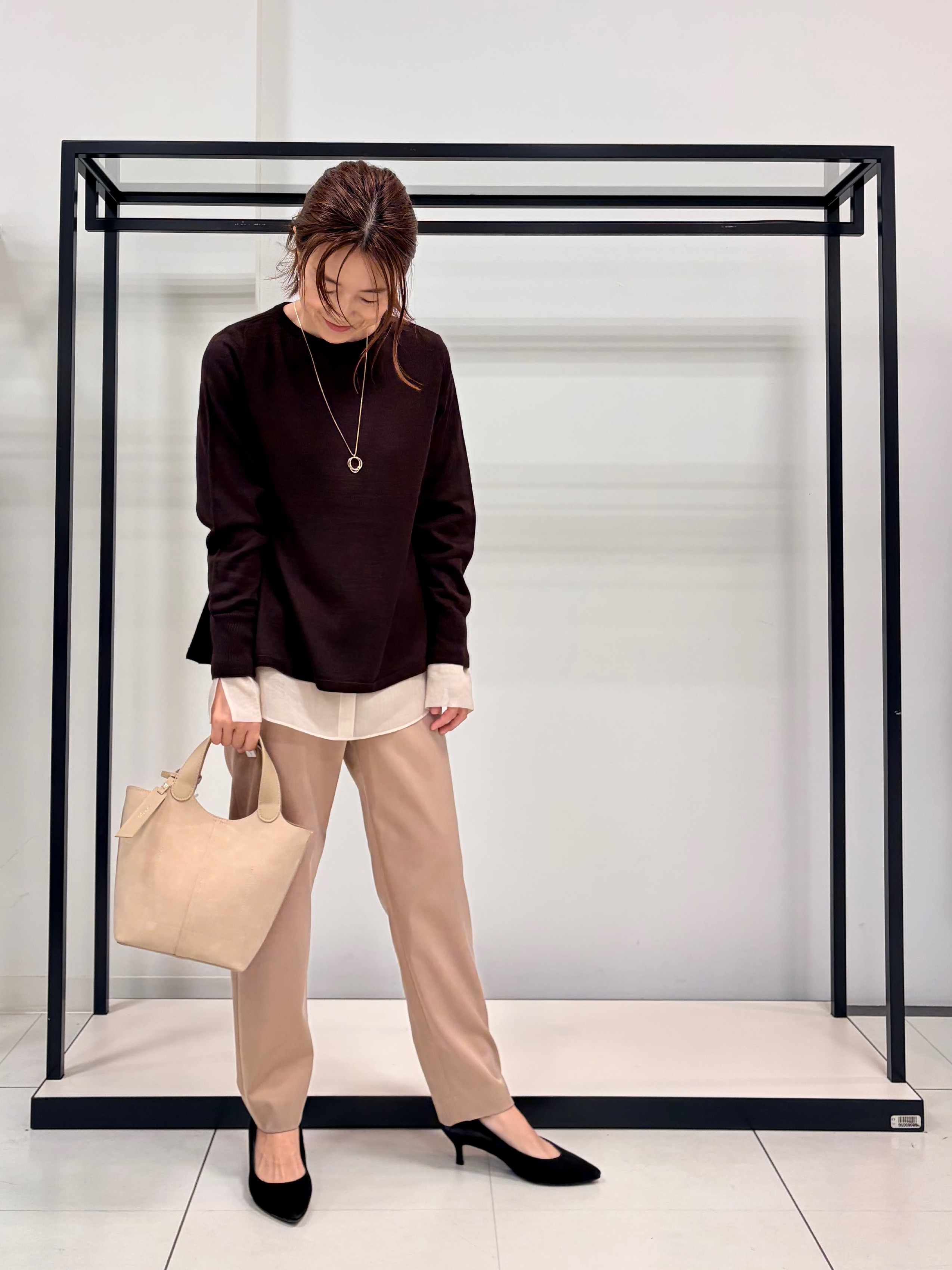 Mikiさんの「UNTITLED｜【重ね着レイヤード】シャツディテールレイヤードプルオーバー」を使ったコーディネート