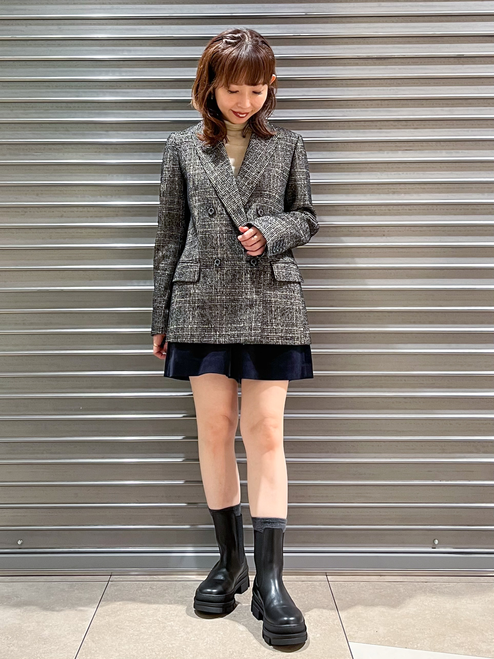 じゅんさんの「DRESSTERIOR｜【セットアップ可能】ループグレンチェックダブルジャケット」を使ったコーディネート