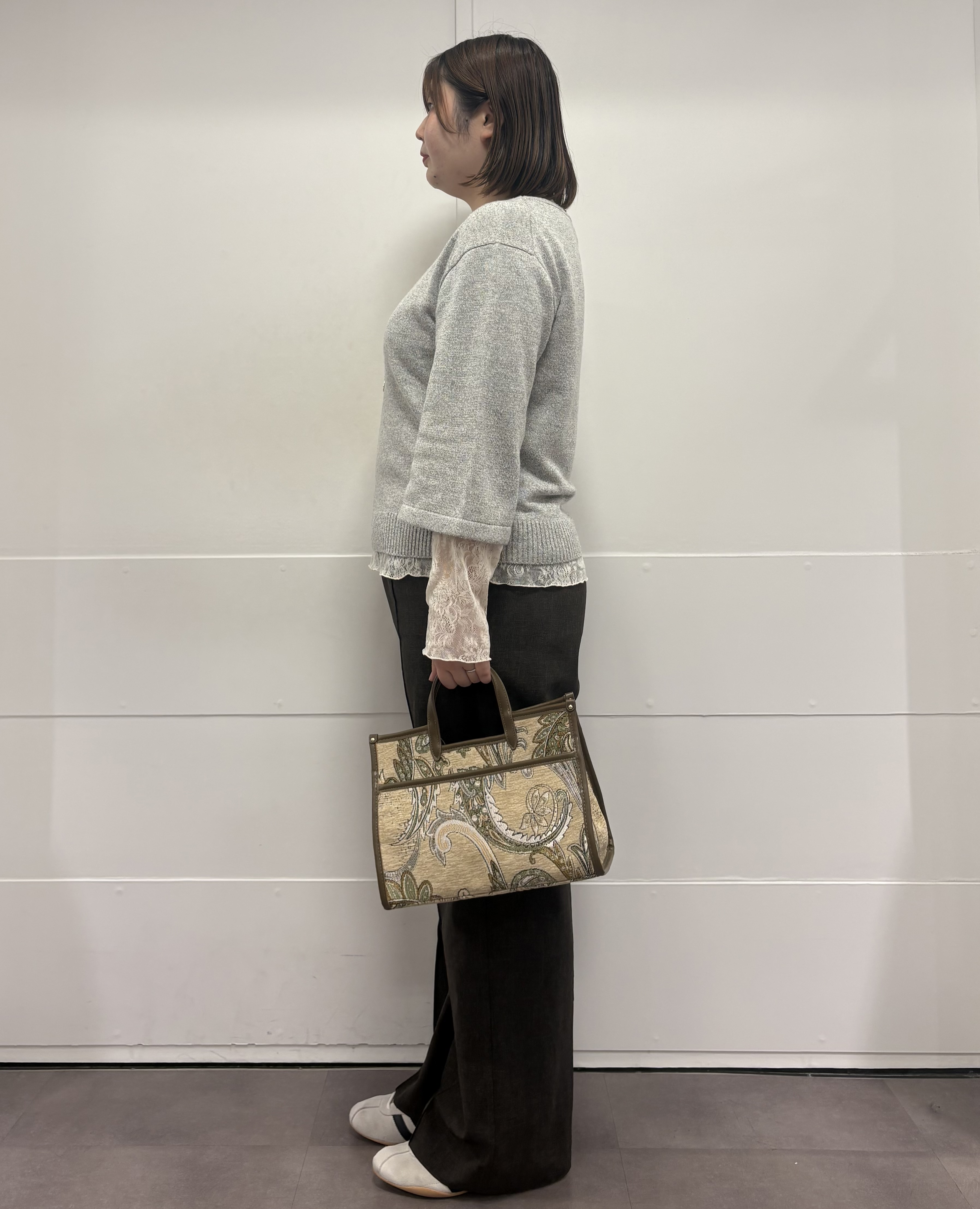MIさんの「UNTITLED｜【アンサンブル可/手洗い可】杢調プルオーバーニット」を使ったコーディネート