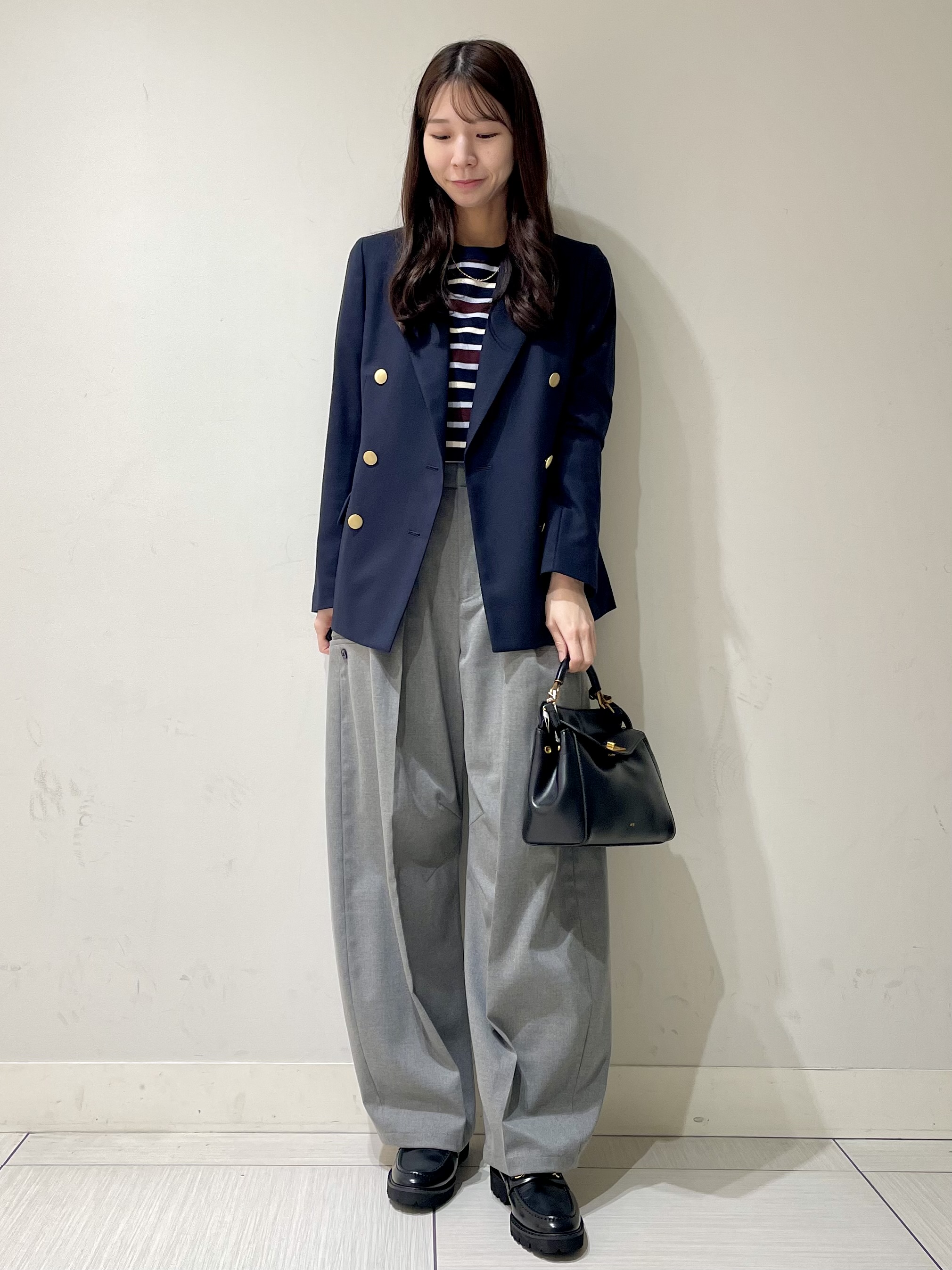 ことさんの「DRESSTERIOR｜コンフォート ダブルブレザー」を使ったコーディネート