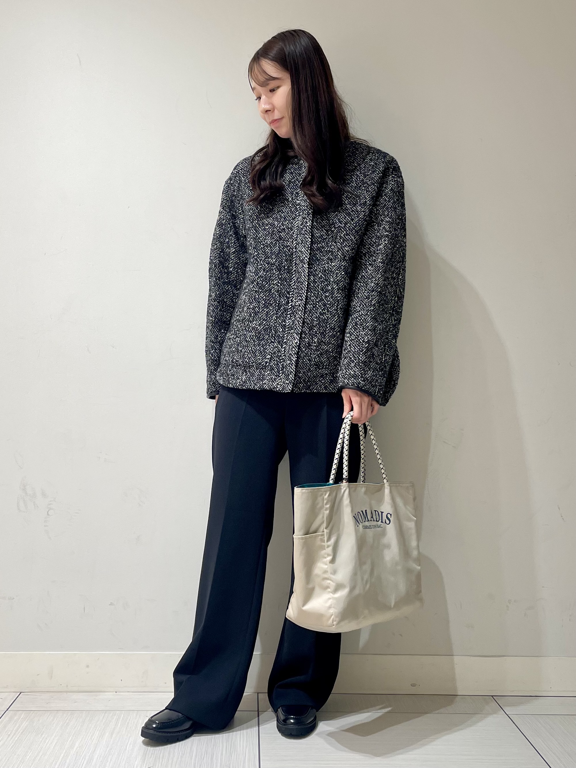 ことさんの「DRESSTERIOR｜シアータートル」を使ったコーディネート