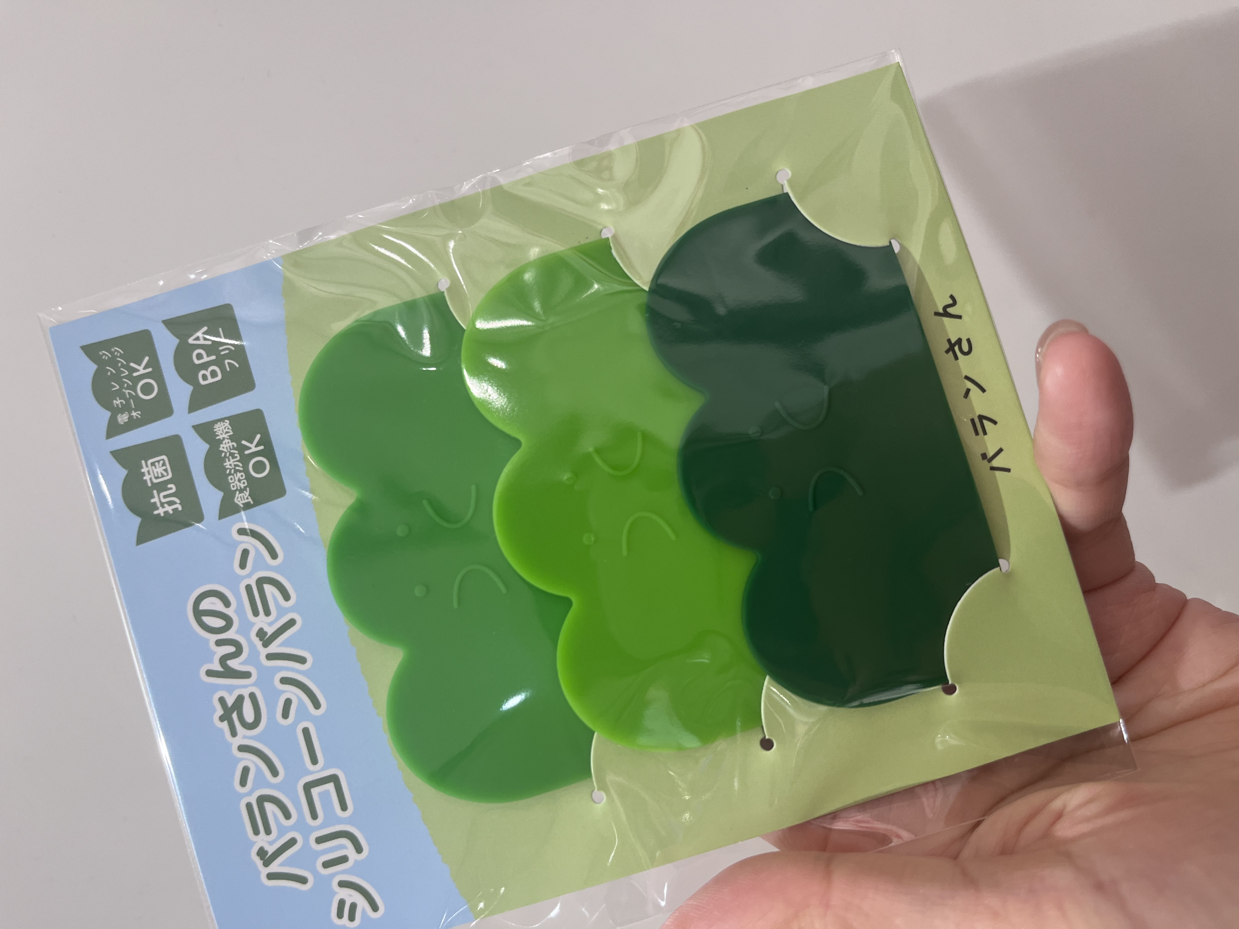 shino.さんの「212 KITCHEN STORE｜ぎゅっとおにぎりさん バランさんのシリコーンバラン3P」を使ったコーディネート