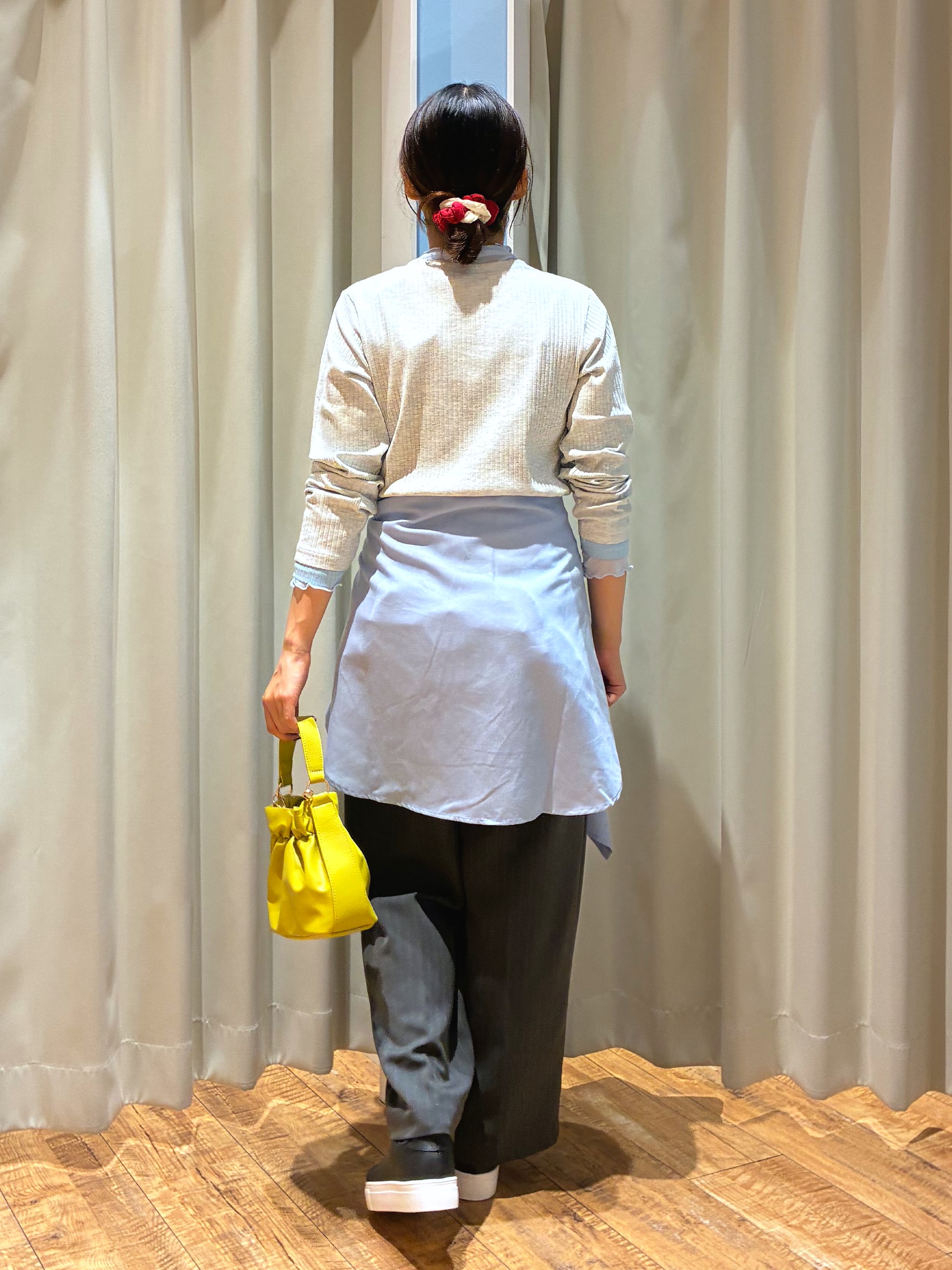 もんちゃんさんの「SHOO･LA･RUE｜【洗濯機可/S-LL】縦ラインですっきり お袖配色リブトップス」を使ったコーディネート