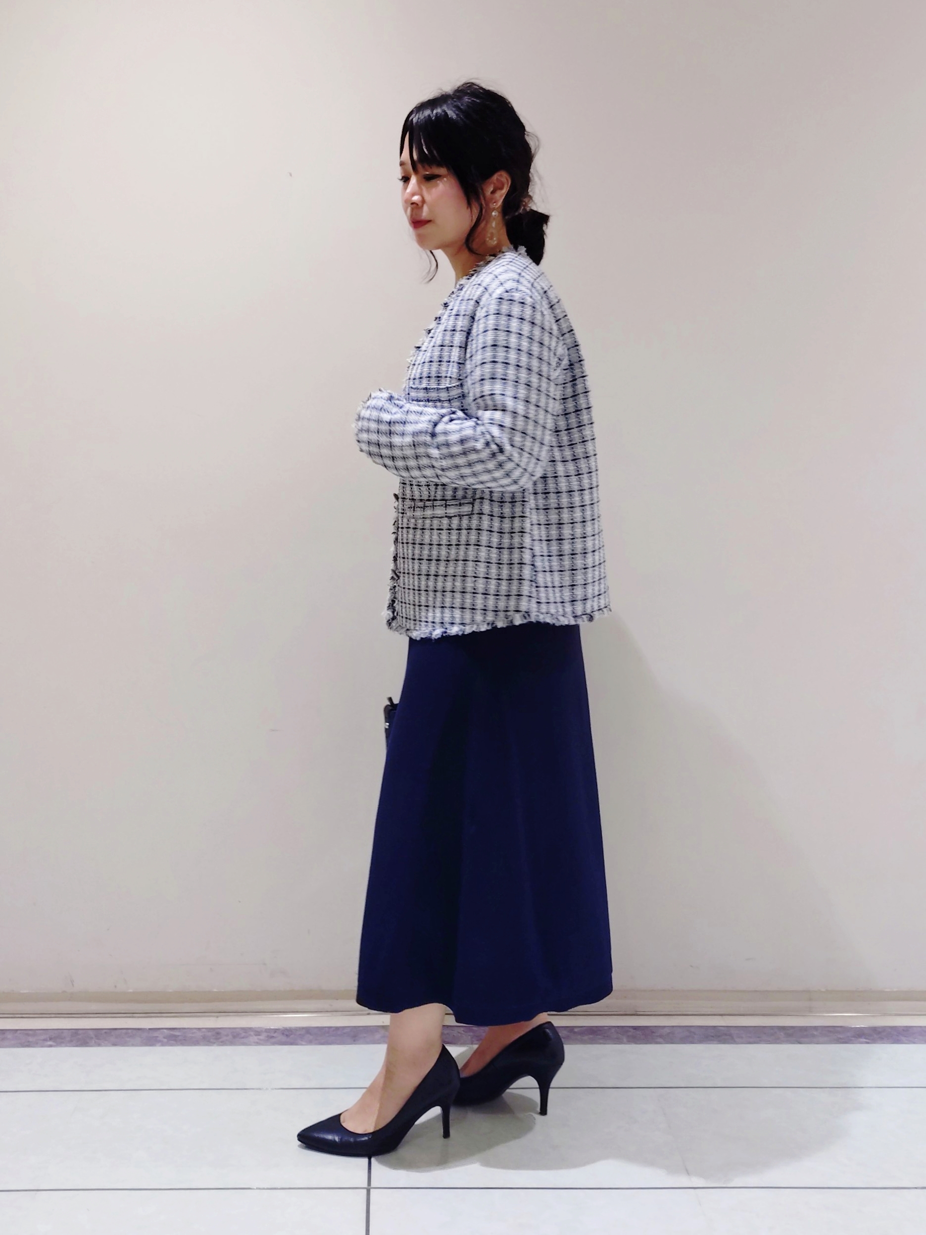 TOMOMIさんの「INDIVI｜【一着でコーデ完成！】ニットコンビ 美スタイルワンピース」を使ったコーディネート