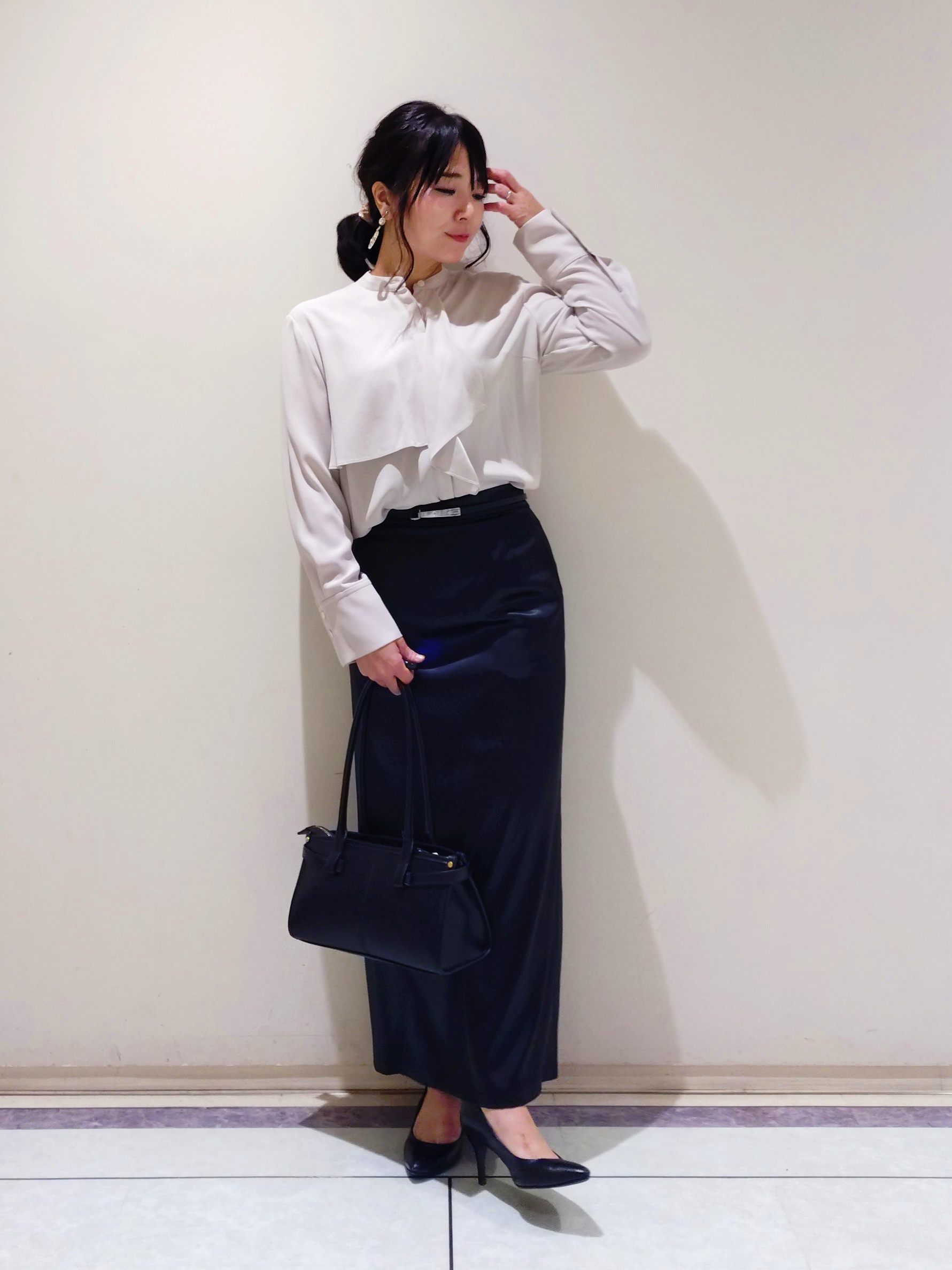 TOMOMIさんの「INDIVI｜【収納力◎／トレンド】スクエアトートバッグ」を使ったコーディネート