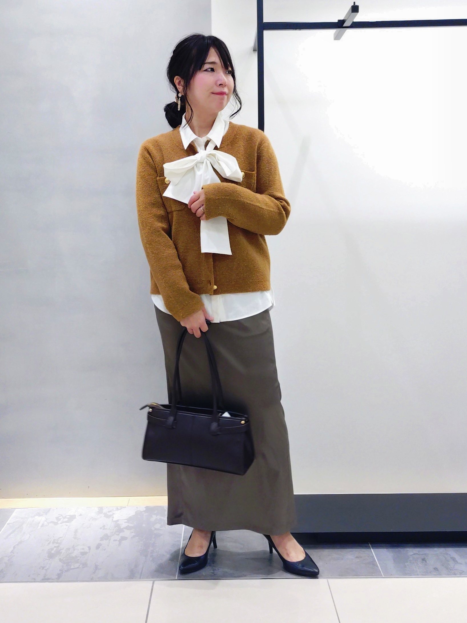 TOMOMIさんの「INDIVI｜【軽やか】ブークレニットジャケット」を使ったコーディネート