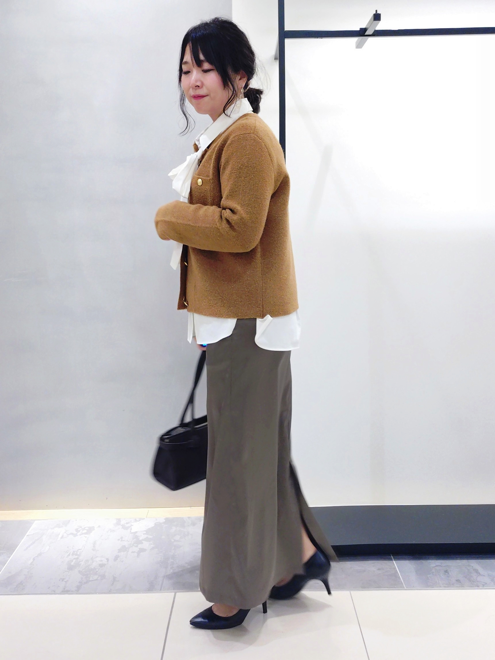 TOMOMIさんの「INDIVI｜【軽やか】ブークレニットジャケット」を使ったコーディネート