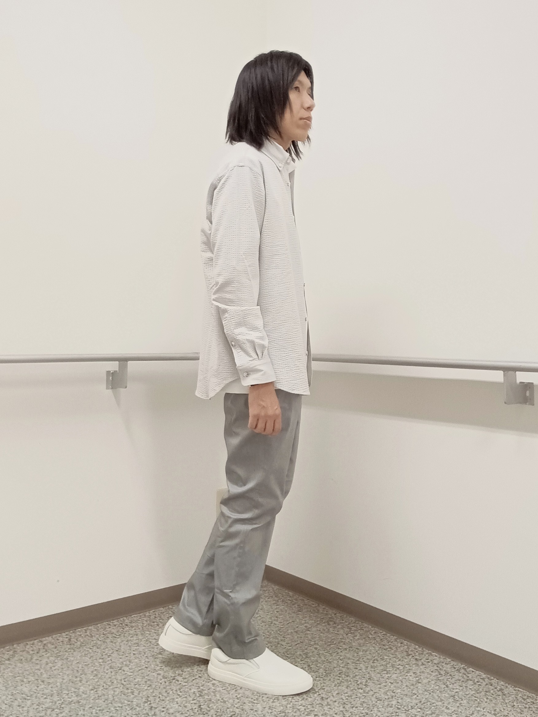moritaさんの「TAKEO KIKUCHI｜【抗菌防臭/シーズンレス】シアサッカー ジャージシャツ」を使ったコーディネート