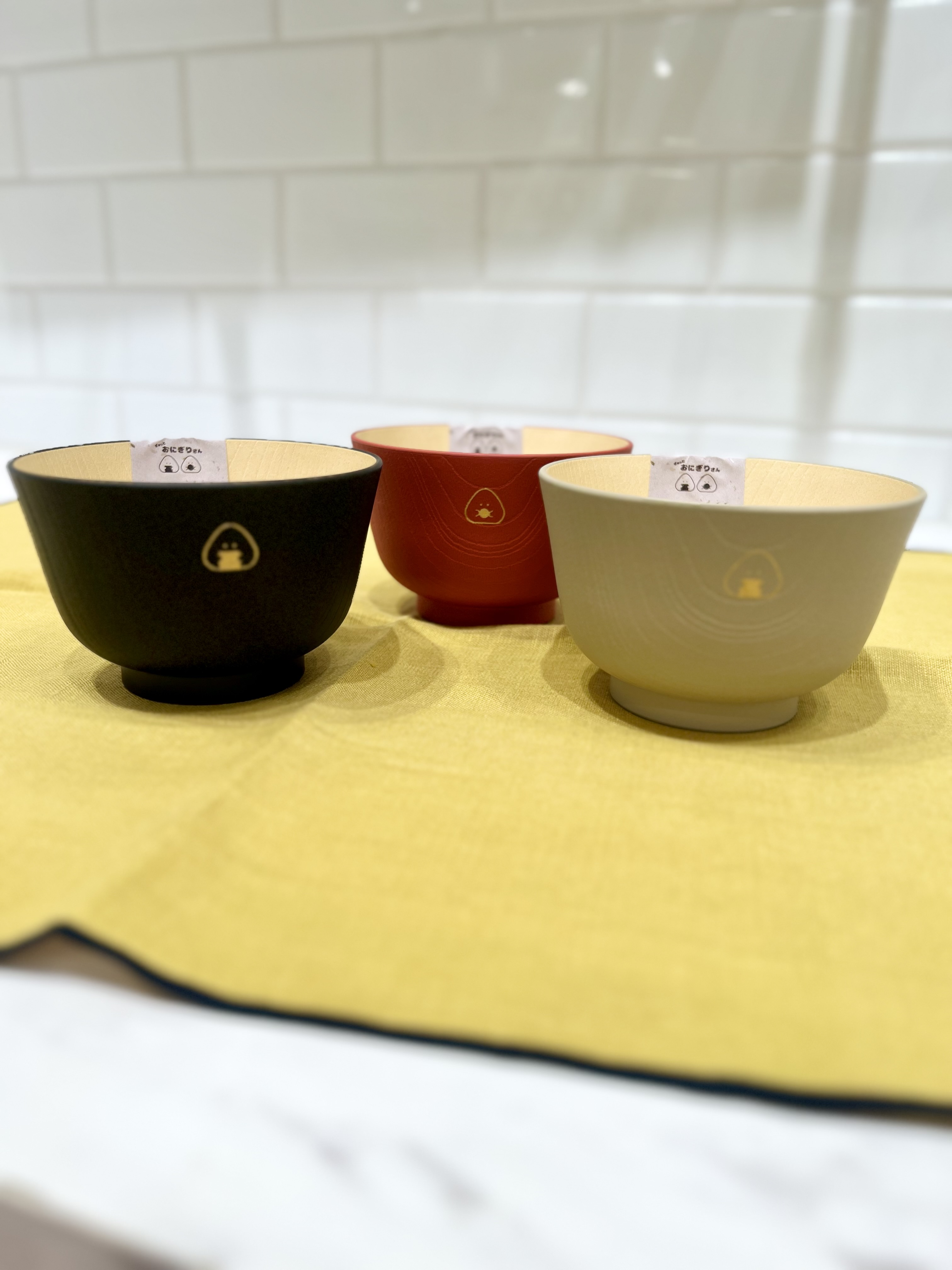 nagiさんの「212 KITCHEN STORE｜ぎゅっとおにぎりさん 抗菌汁椀 梅 赤」を使ったコーディネート