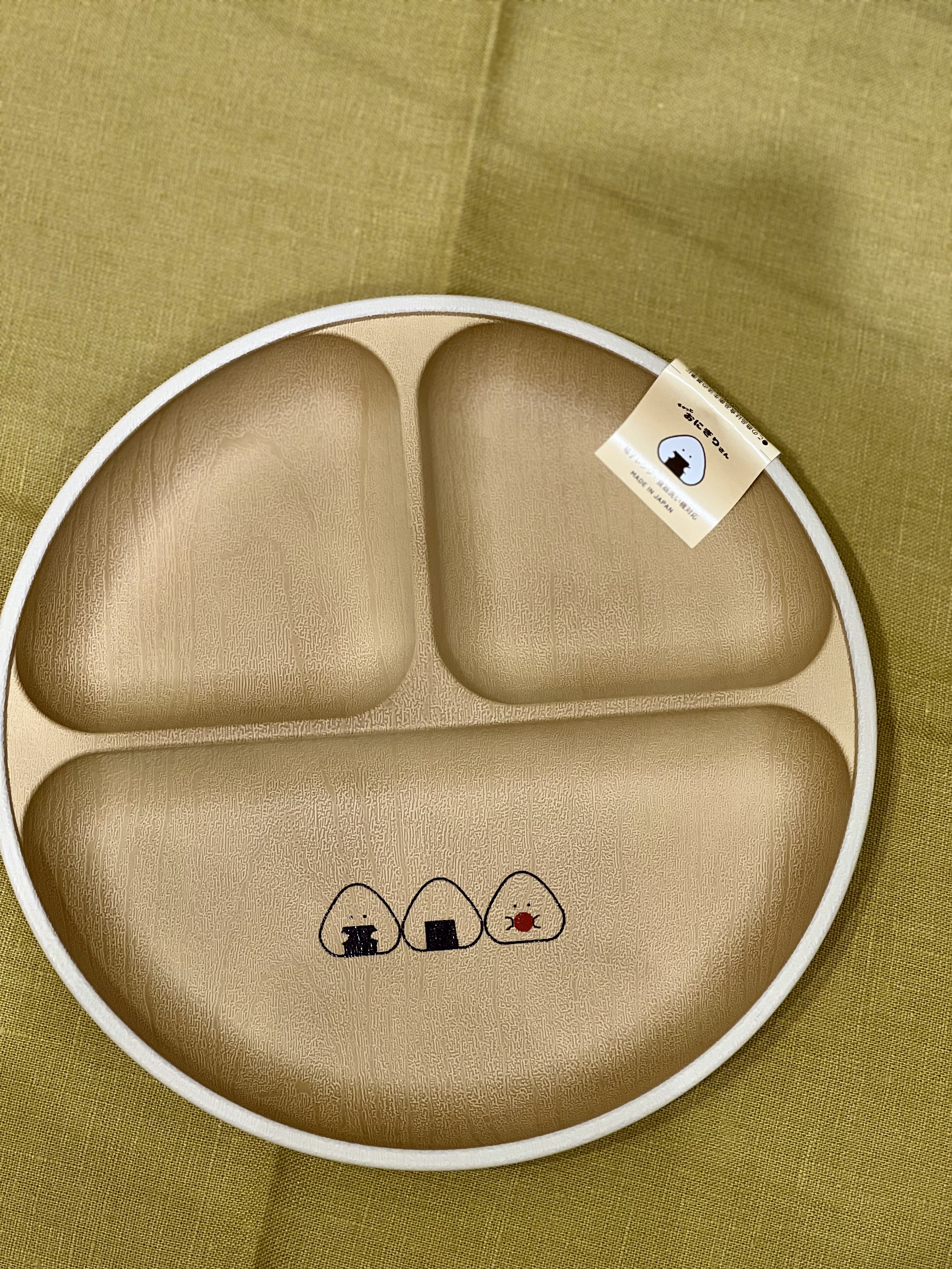 nagiさんの「212 KITCHEN STORE｜ぎゅっとおにぎりさん 抗菌汁椀 梅 赤」を使ったコーディネート