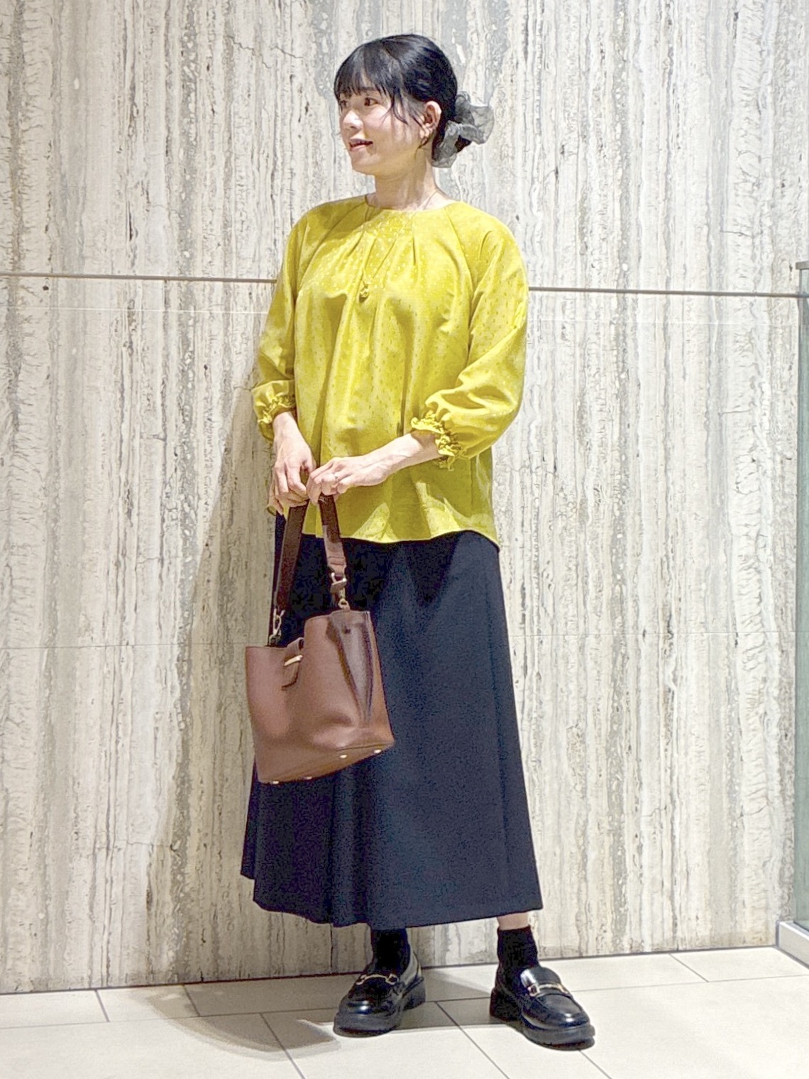  beni_gingerさんの「Reflect｜タックデザイン ラグランスリーブブラウス」を使ったコーディネート