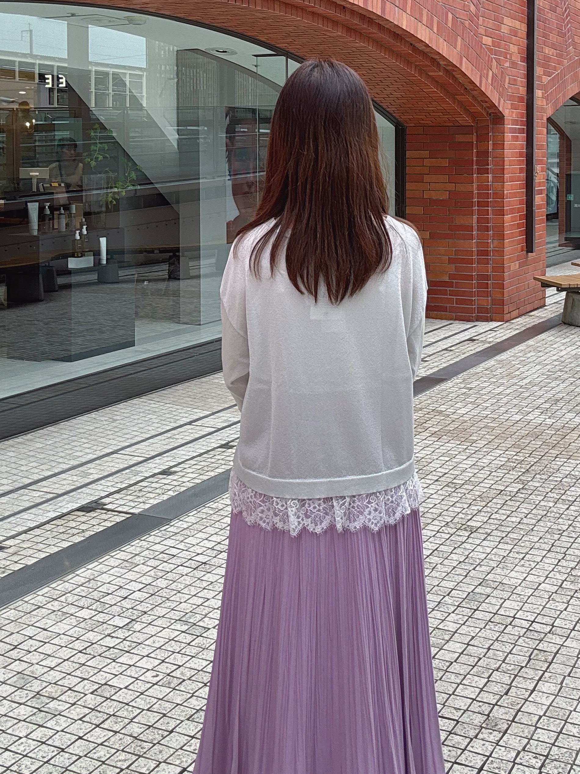 makiさんの「UNTITLED｜【一枚で着映え】レースドッキングニットプルオーバー」を使ったコーディネート