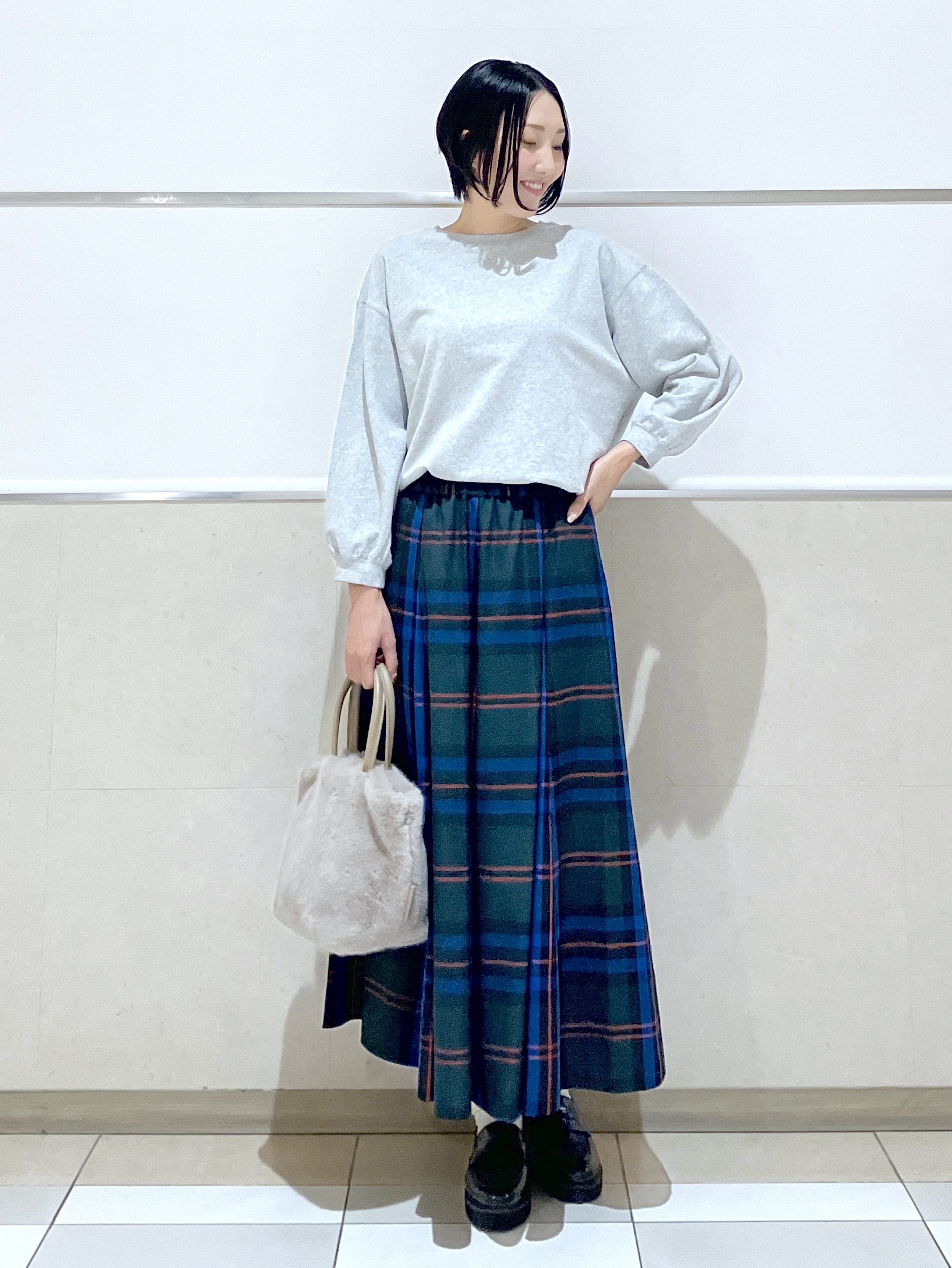 eriko さんの「Dessin｜【洗える/7色展開/XS-L】バックヘンリーミニ裏毛 長袖」を使ったコーディネート
