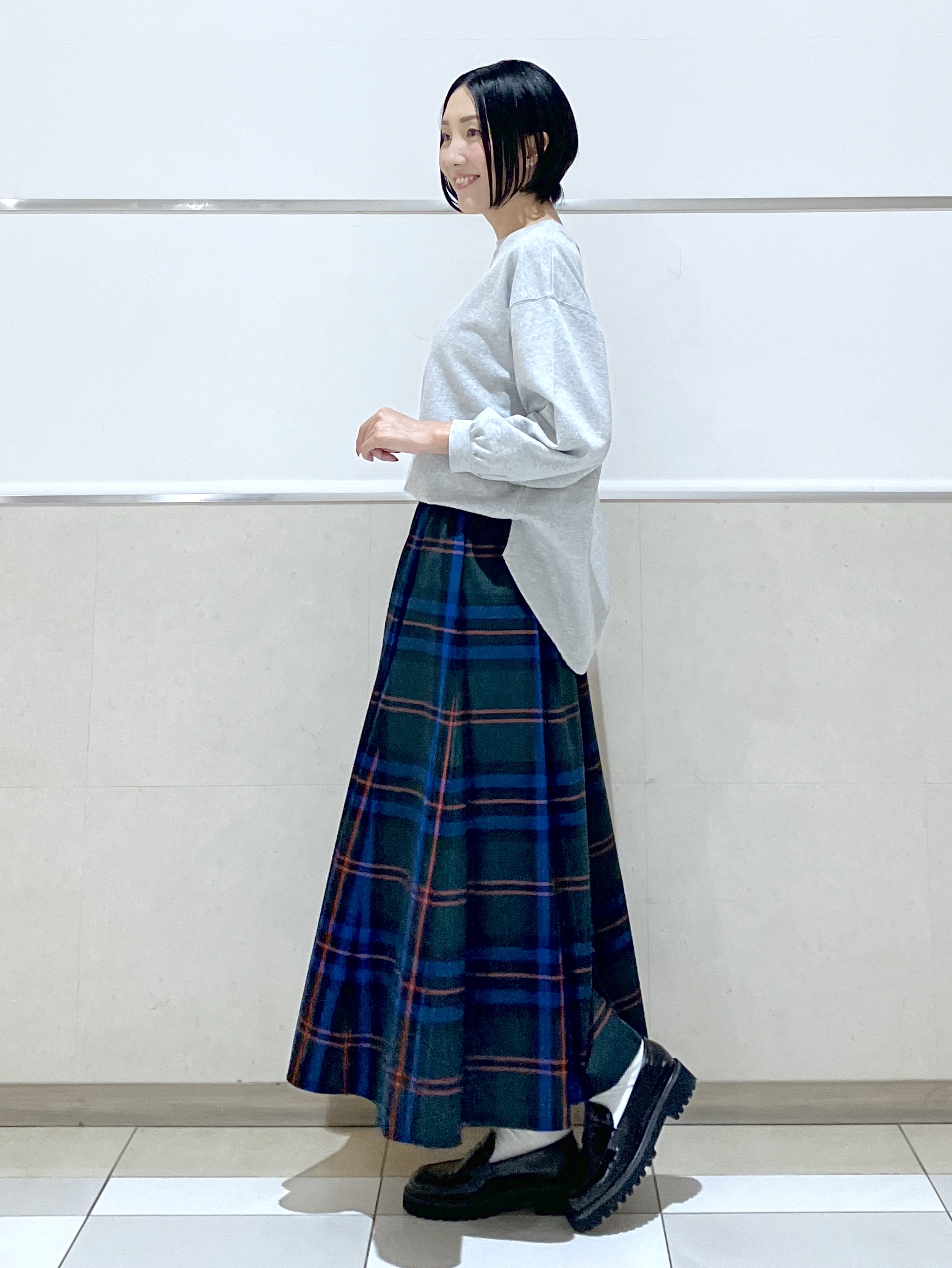eriko さんの「Dessin｜【洗える/7色展開/XS-L】バックヘンリーミニ裏毛 長袖」を使ったコーディネート
