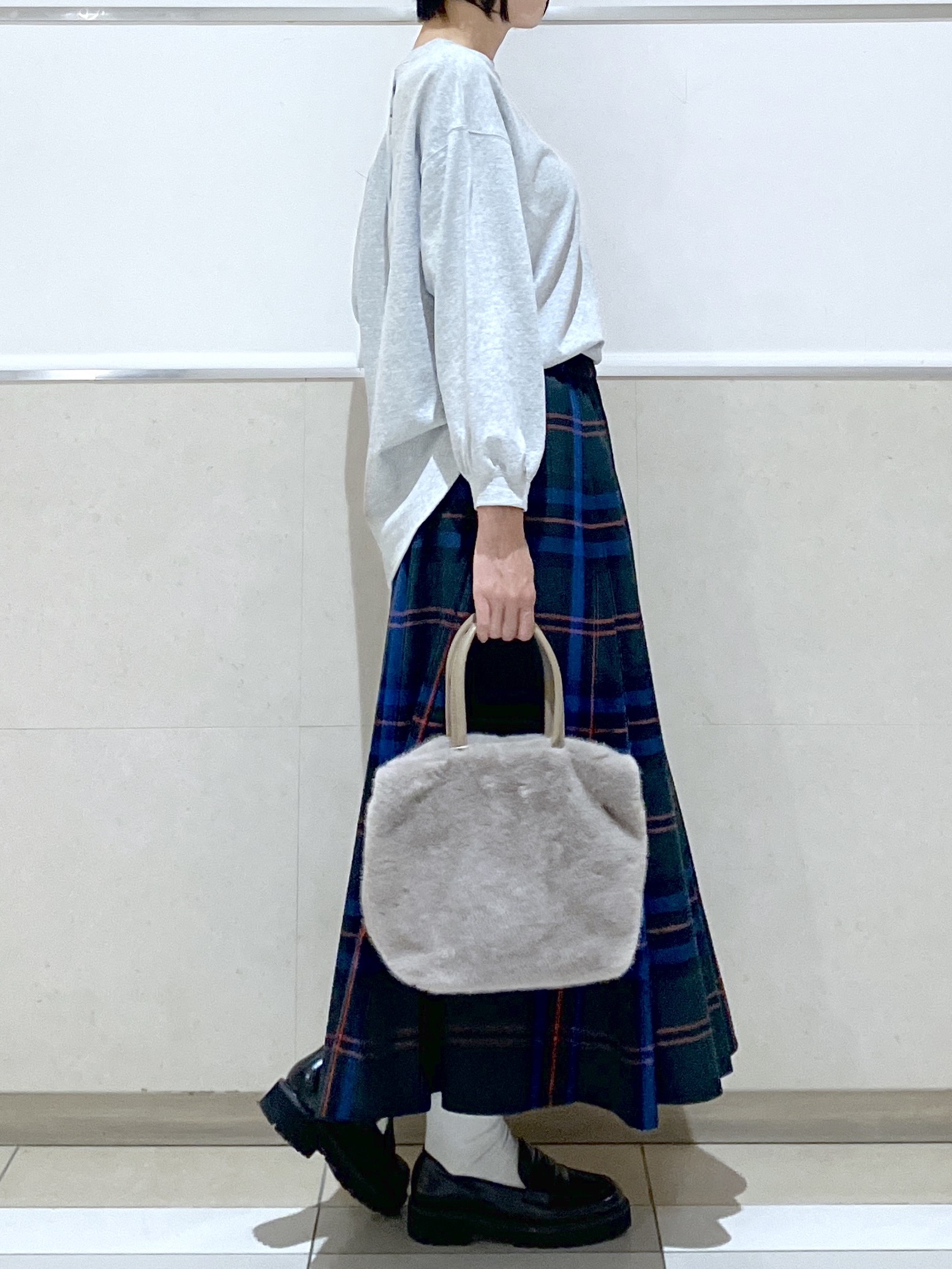 eriko さんの「Dessin｜【洗える/7色展開/XS-L】バックヘンリーミニ裏毛 長袖」を使ったコーディネート