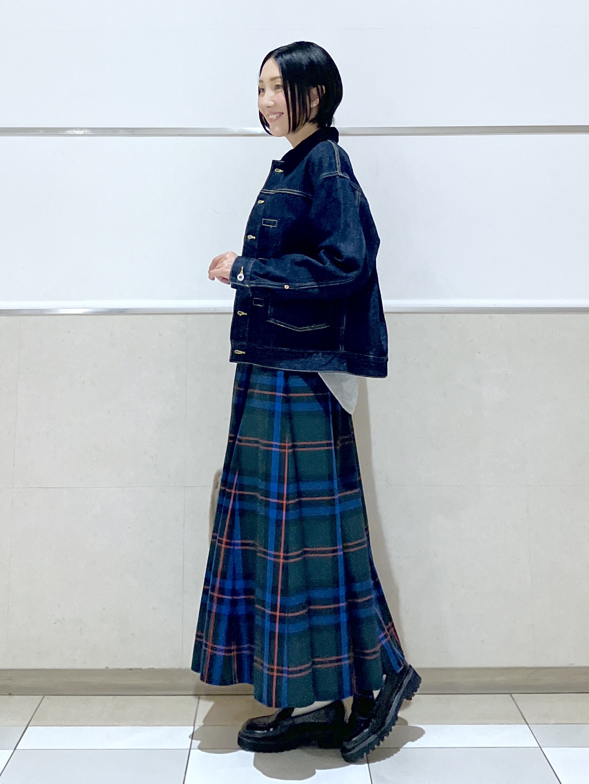eriko さんの「Dessin｜【洗える/7色展開/XS-L】バックヘンリーミニ裏毛 9分丈袖」を使ったコーディネート