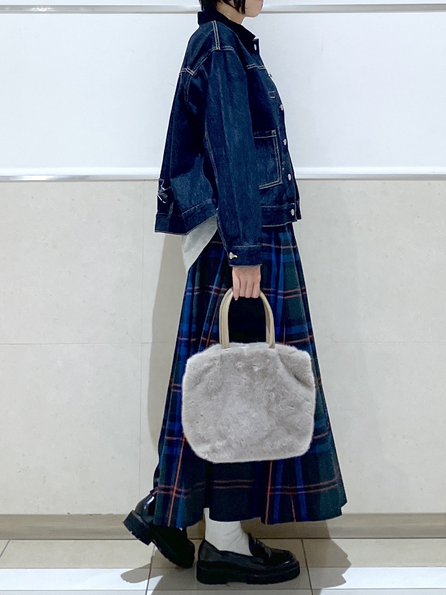 eriko さんの「Dessin｜【洗える/7色展開/XS-L】バックヘンリーミニ裏毛 9分丈袖」を使ったコーディネート