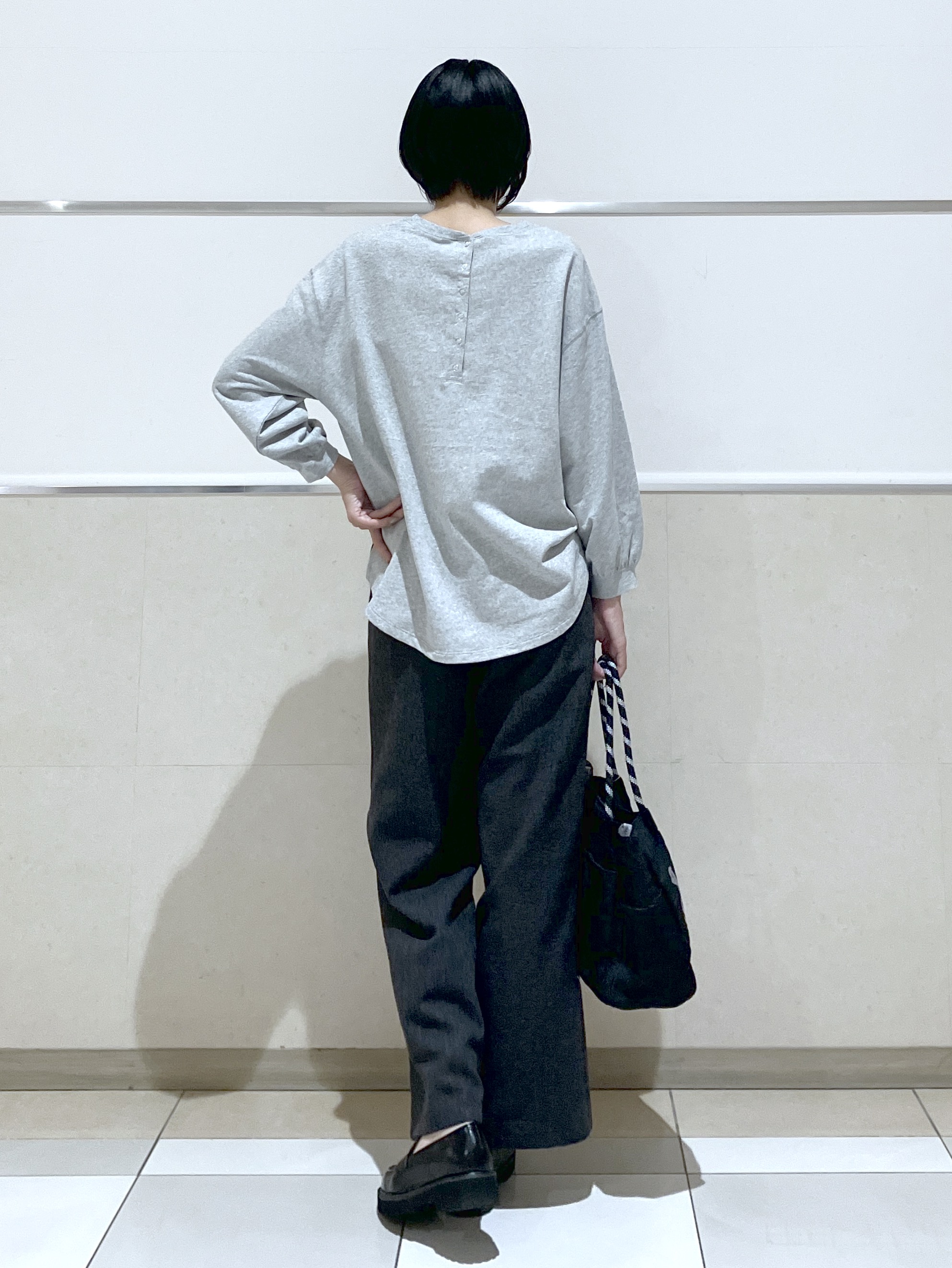 eriko さんの「Dessin｜【洗える/7色展開/XS-L】バックヘンリーミニ裏毛 長袖」を使ったコーディネート