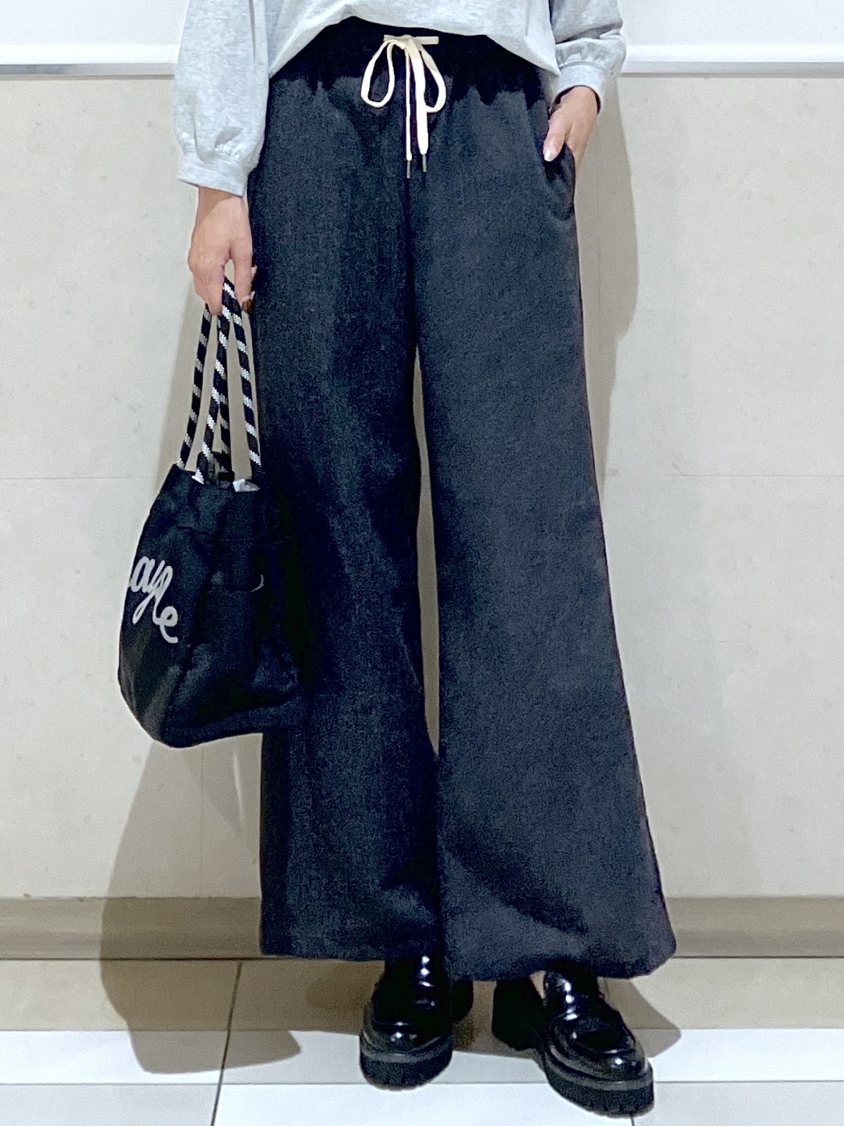eriko さんの「Dessin｜【洗える/7色展開/XS-L】バックヘンリーミニ裏毛 長袖」を使ったコーディネート
