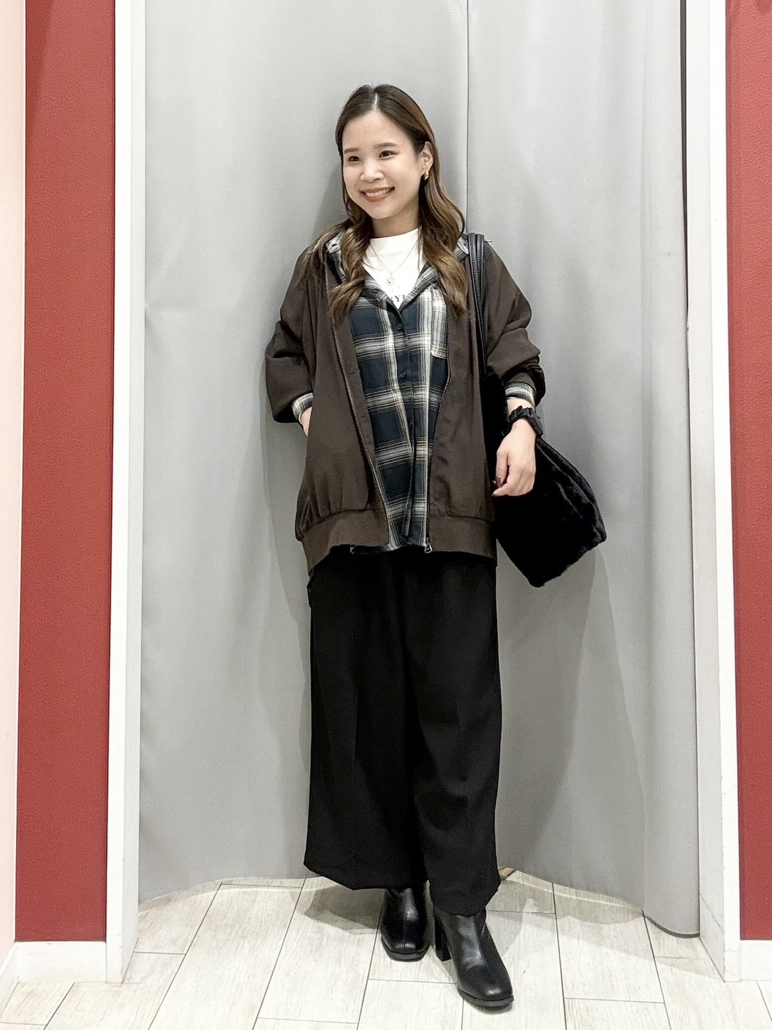 shioさんの「SHOO･LA･RUE｜【S-LL】洗濯後しわになりにくい 麻調リブブルゾン」を使ったコーディネート