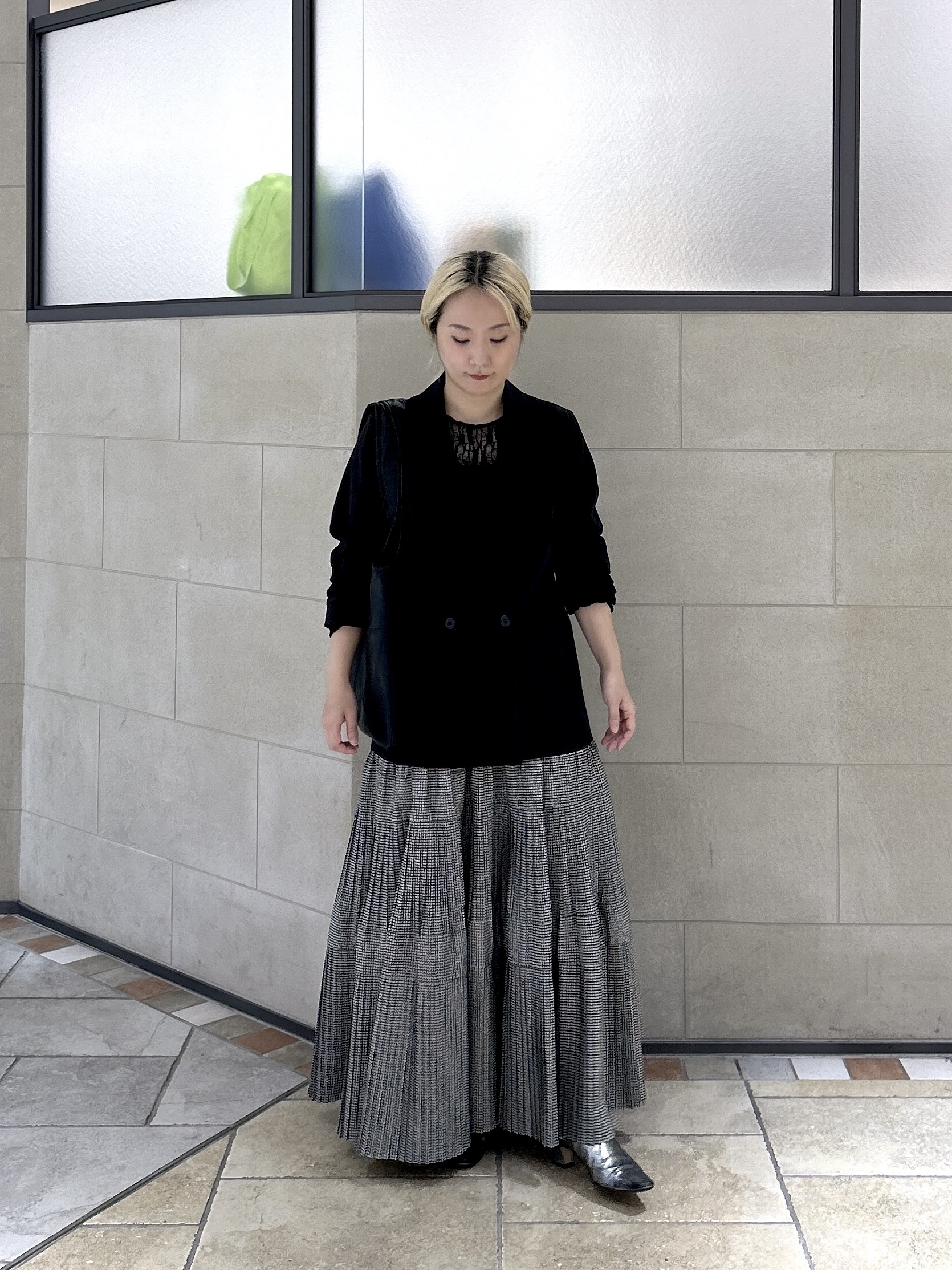 よねさんの「INDIVI｜Comfy Set Up｜ダブルブレストイージージャケット【LIVE紹介／上枝みどりさん着用／セット」を使ったコーディネート