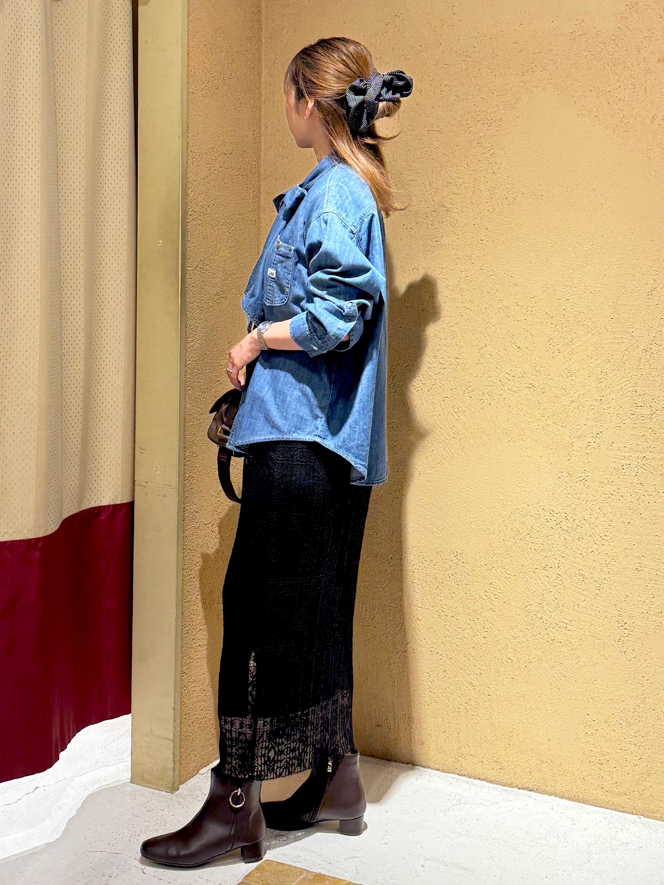 さち。さんの「grove｜【Lee&times;grove別注】DENIM BOWTIE SHIRTS」を使ったコーディネート