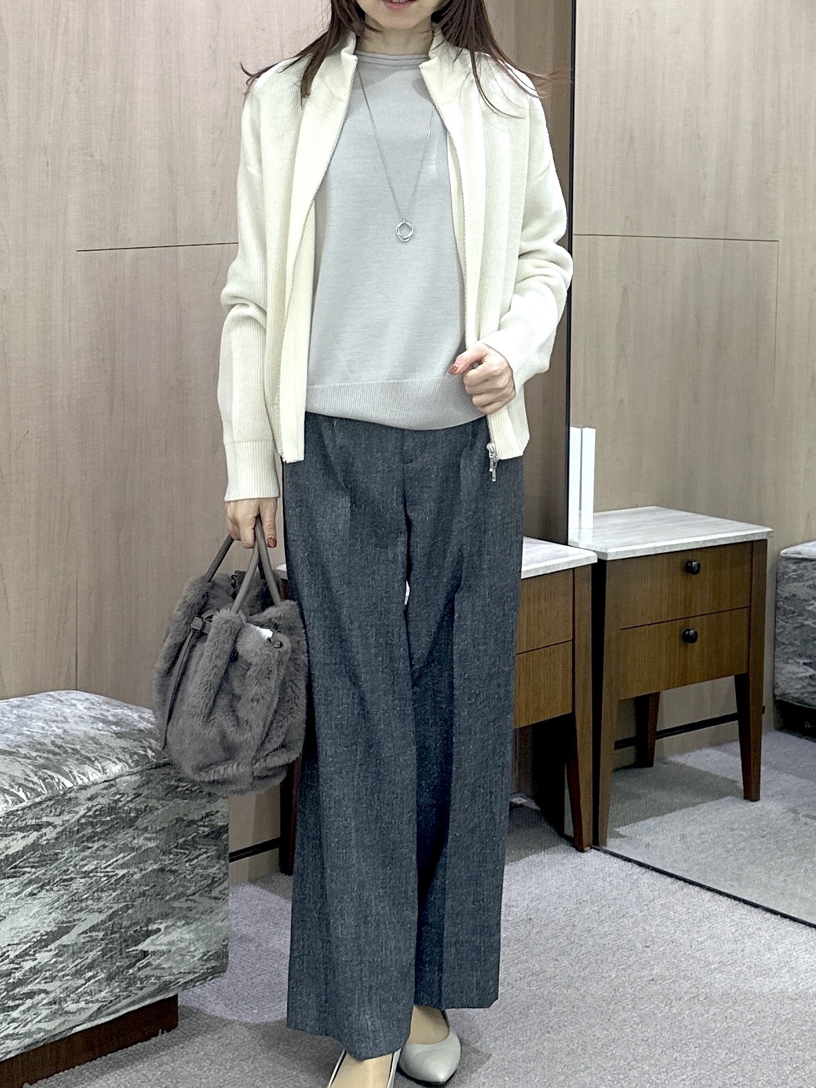 Miwaさんの「UNTITLED｜【大人の抜け感/8色展開】ボリュームスリーブニットプルオーバー」を使ったコーディネート
