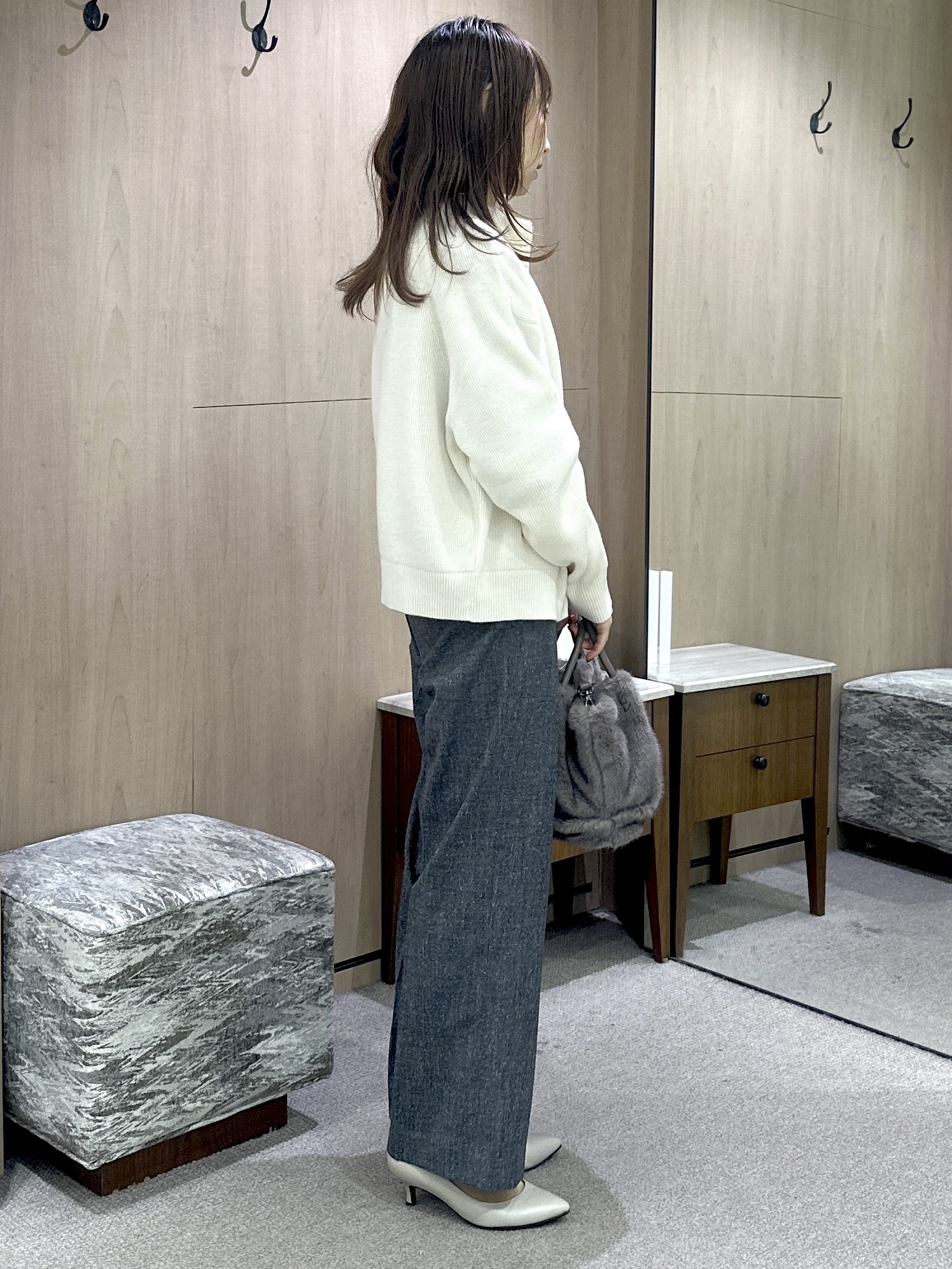 Miwaさんの「UNTITLED｜【大人の抜け感/8色展開】ボリュームスリーブニットプルオーバー」を使ったコーディネート
