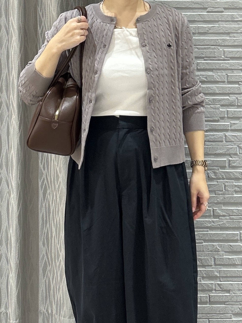 ga_riさんの「THE SHOP TK｜POLO BCS/ケーブルクルーカーディガン」を使ったコーディネート