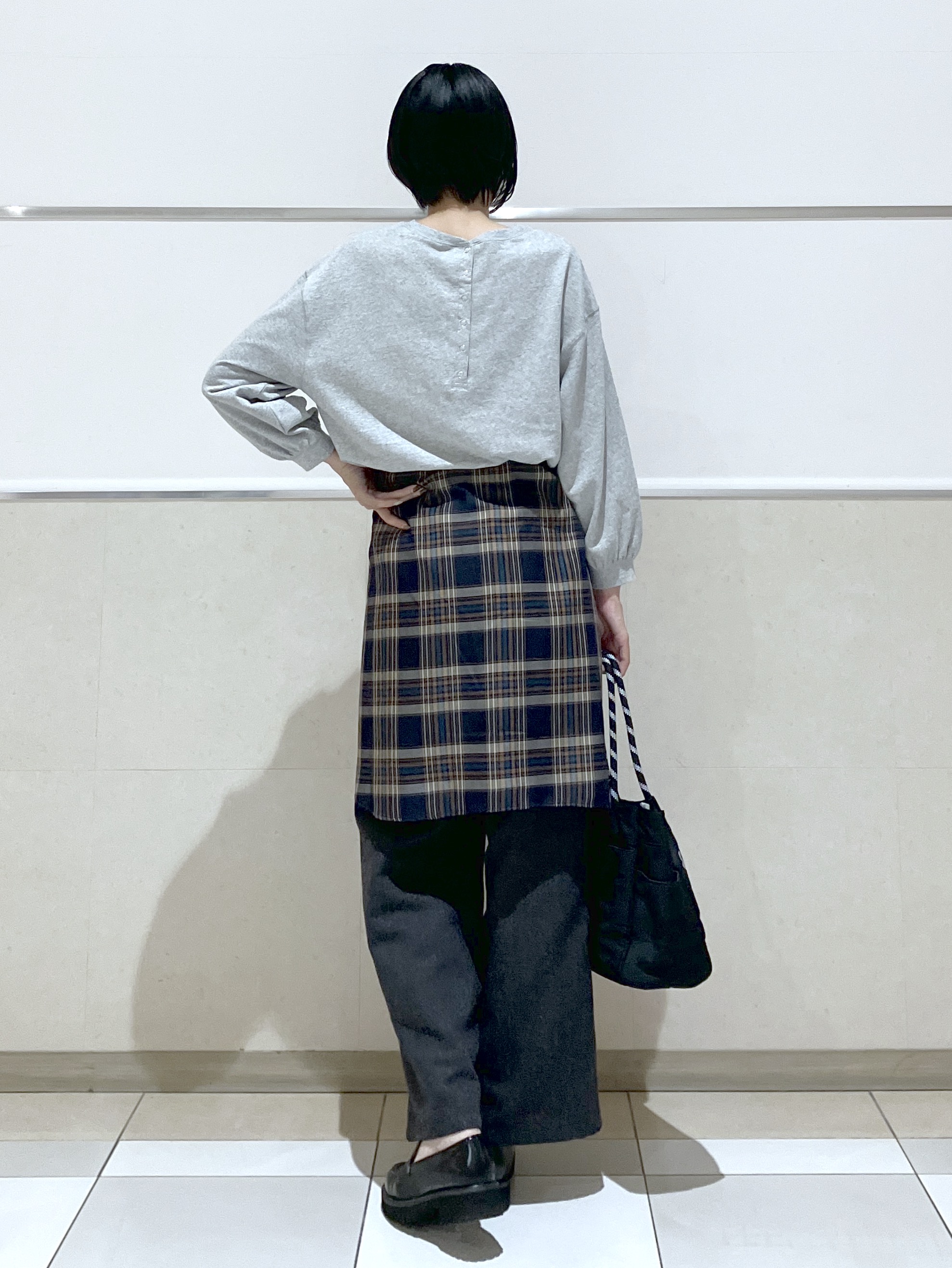 eriko さんの「Dessin｜【洗える/7色展開/XS-L】バックヘンリーミニ裏毛 長袖」を使ったコーディネート