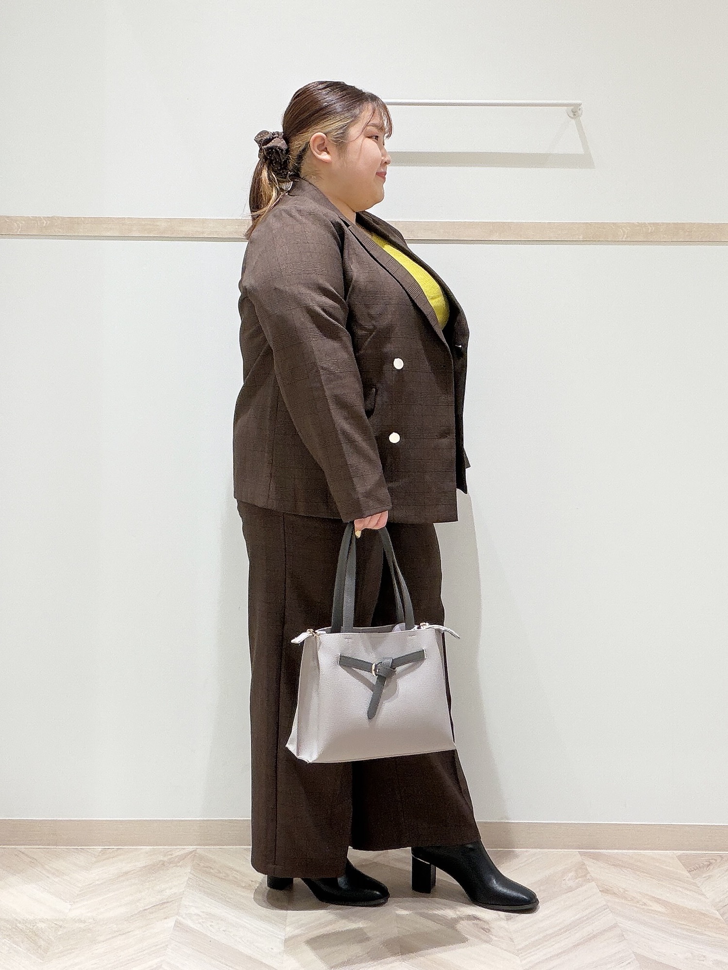ゆめかさんの「SHOO･LA･RUE｜【セットアップ可/洗濯後しわになりにくい】ウールフィール ダブルジャケット」を使ったコーディネート