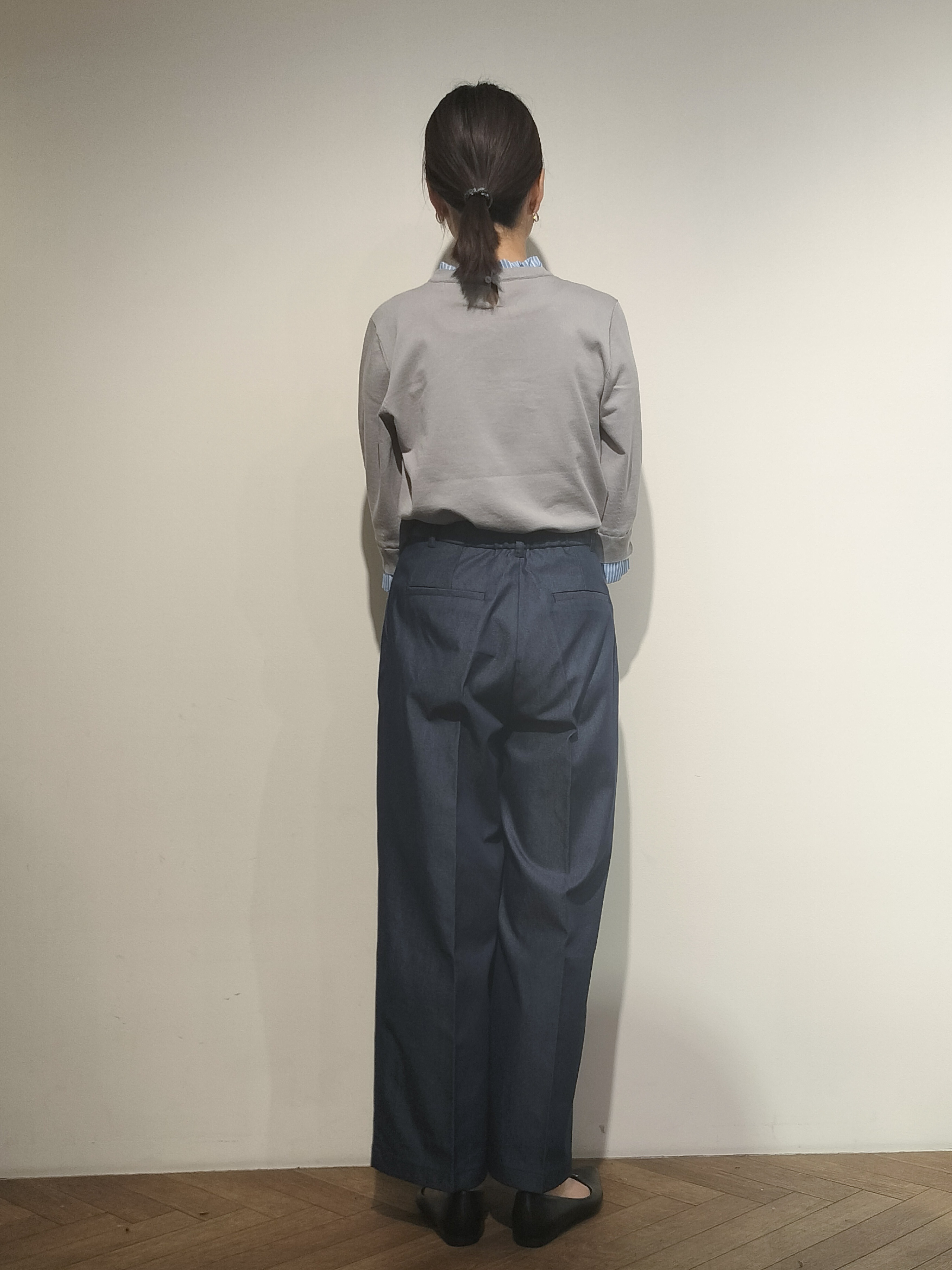よなさんの「OPAQUE.CLIP｜【森絵梨佳さん着用】フリルドッキングニット《UVケア／遮熱性／洗濯機OK》」を使ったコーディネート